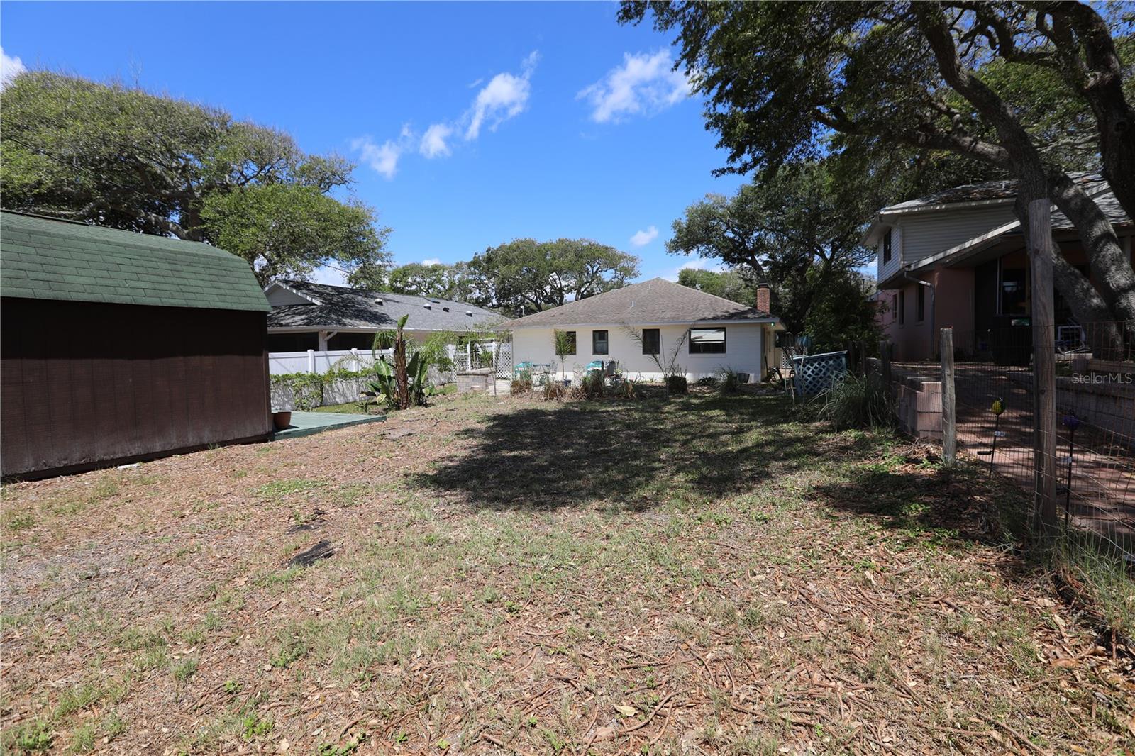 Image 9 of 61 For 825 23rd Avenue