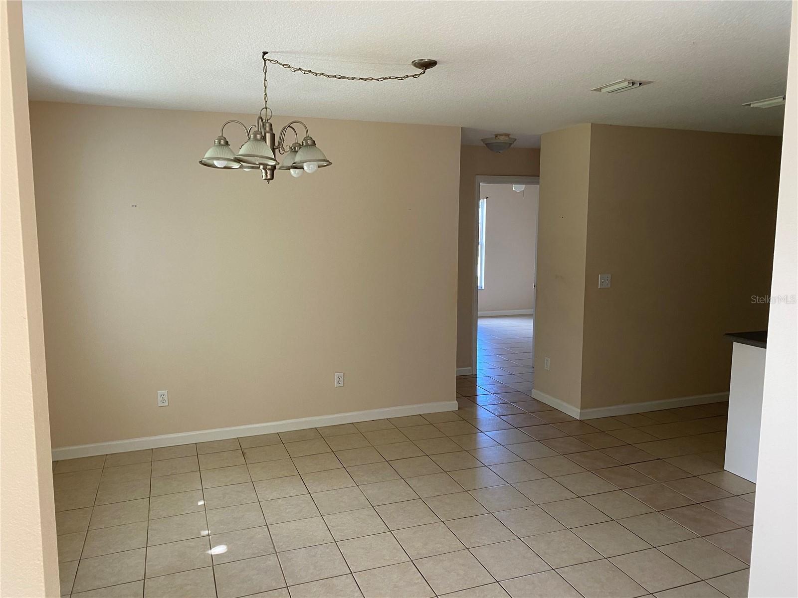 Image 5 of 15 For 2829 Nordman Avenue