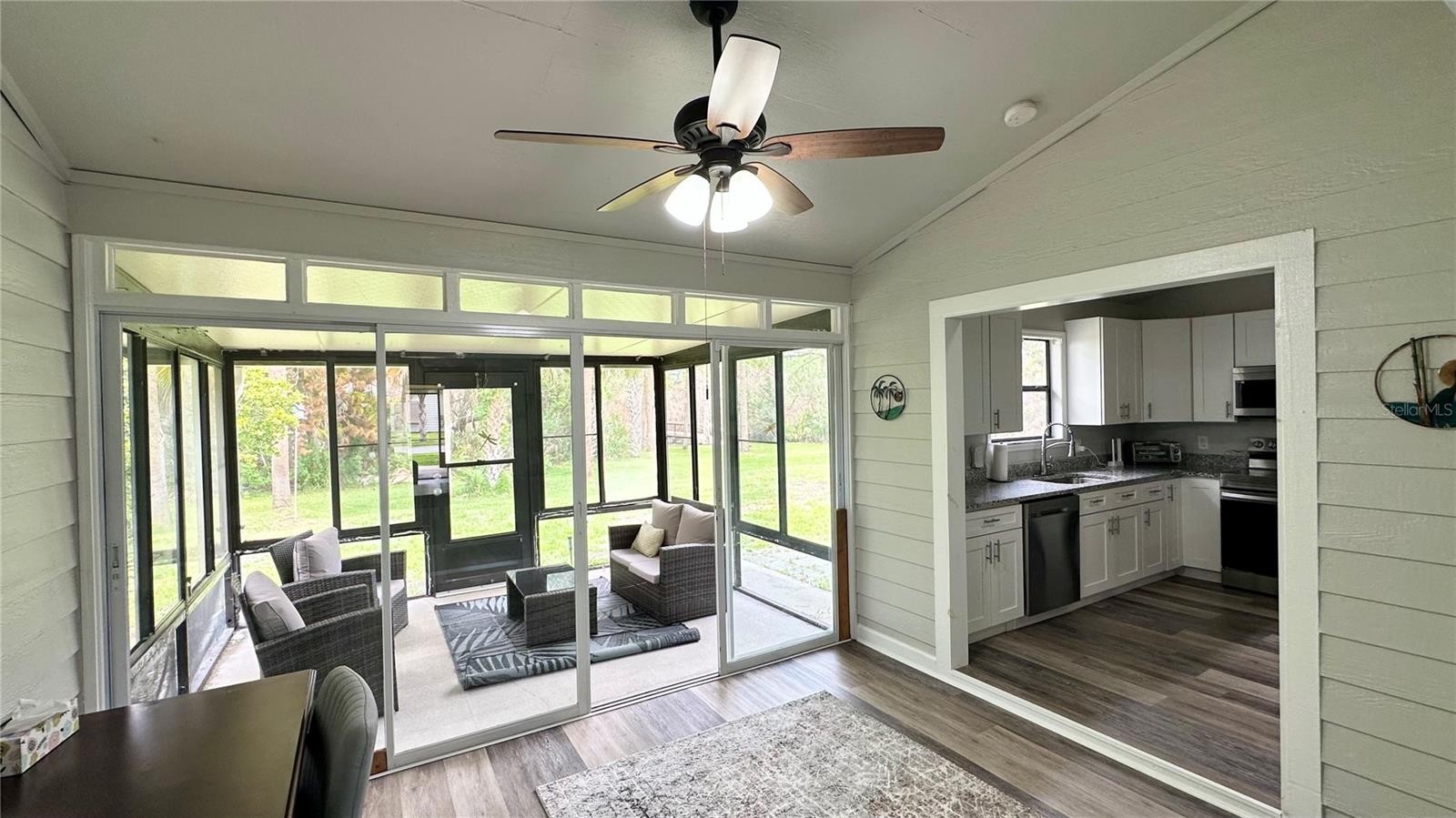 Image 11 of 26 For 782 Pine Shores Circle