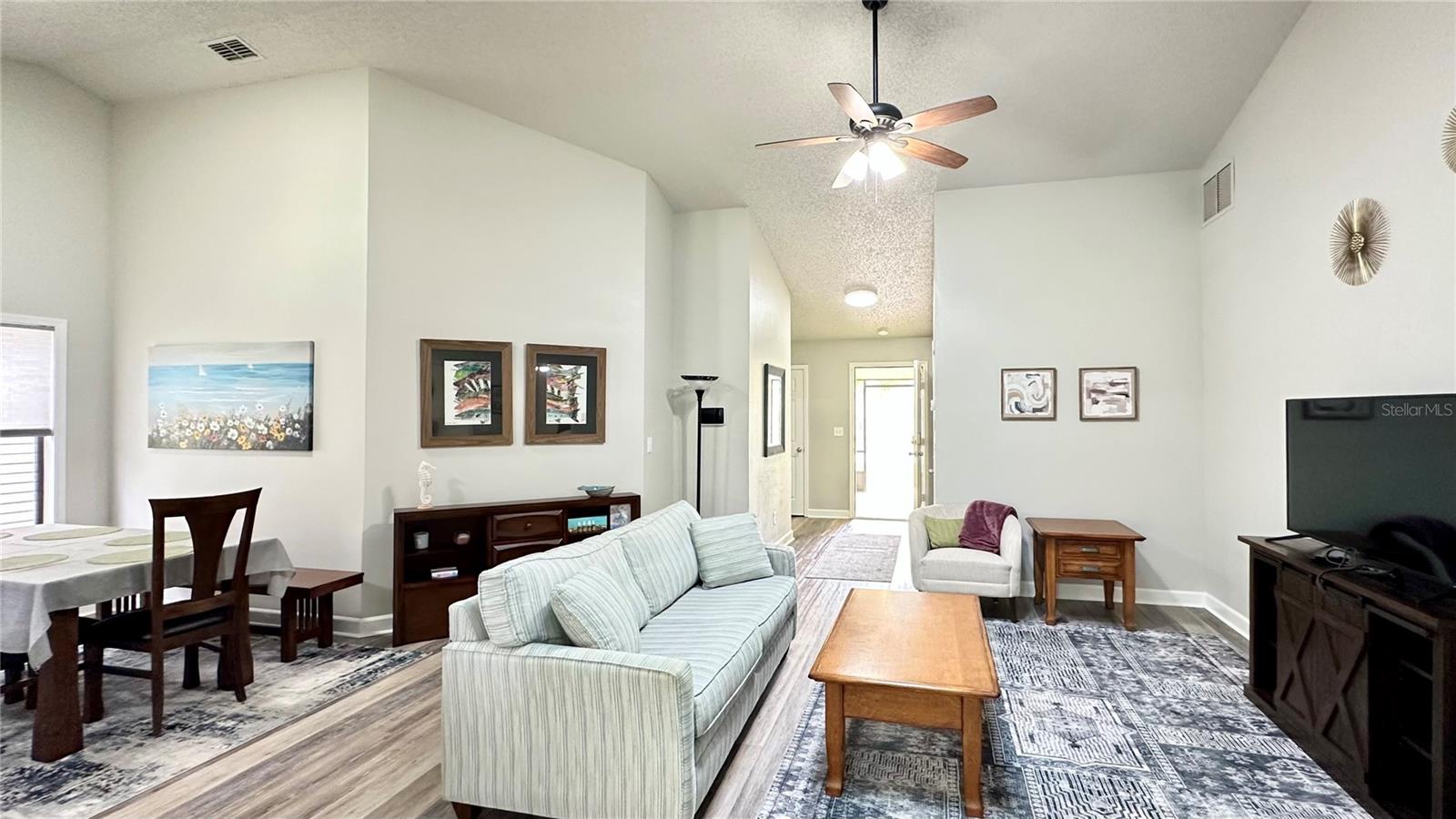 Image 5 of 26 For 782 Pine Shores Circle