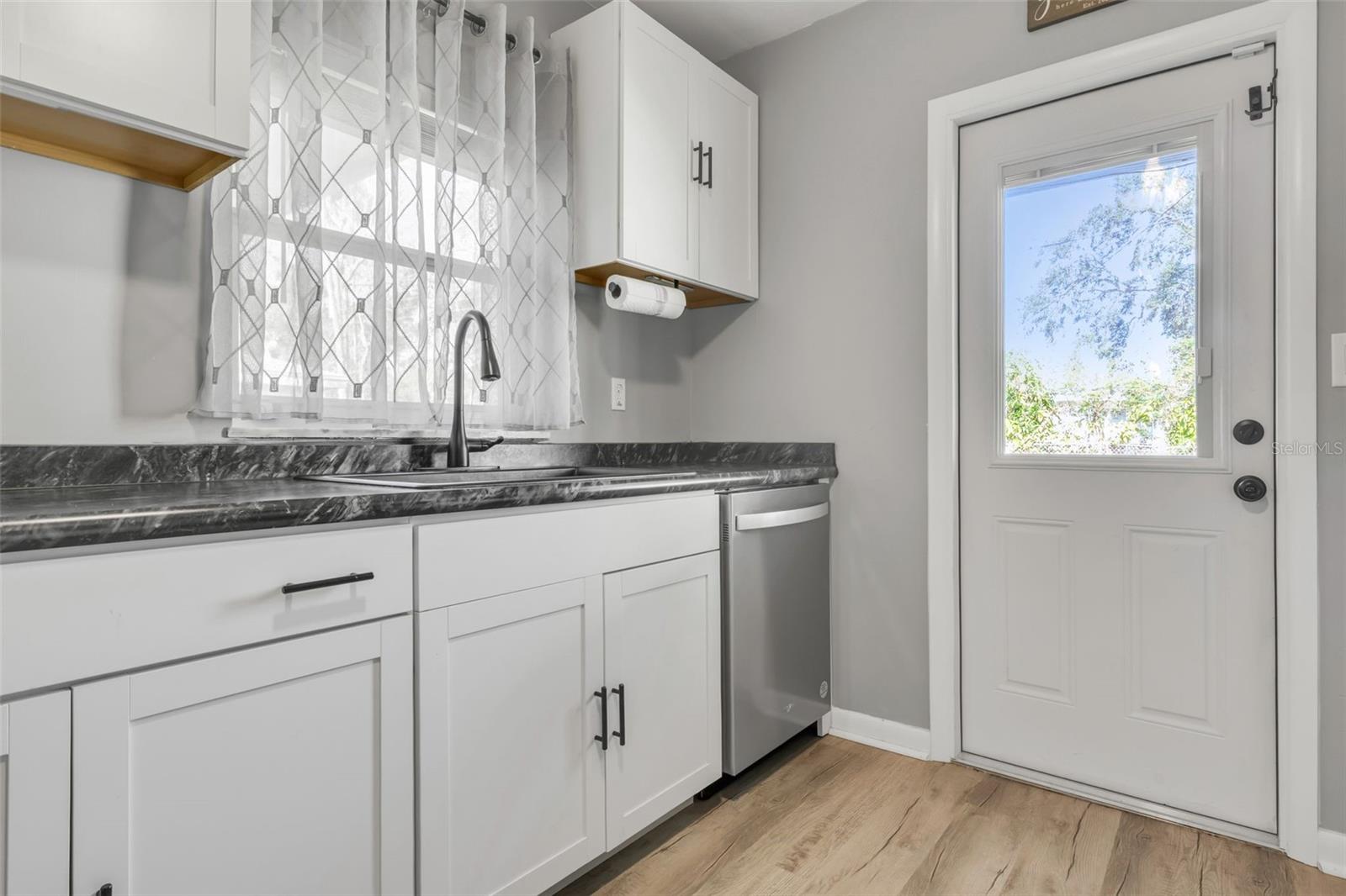 Image 43 of 46 For 1132 Clearwater Road