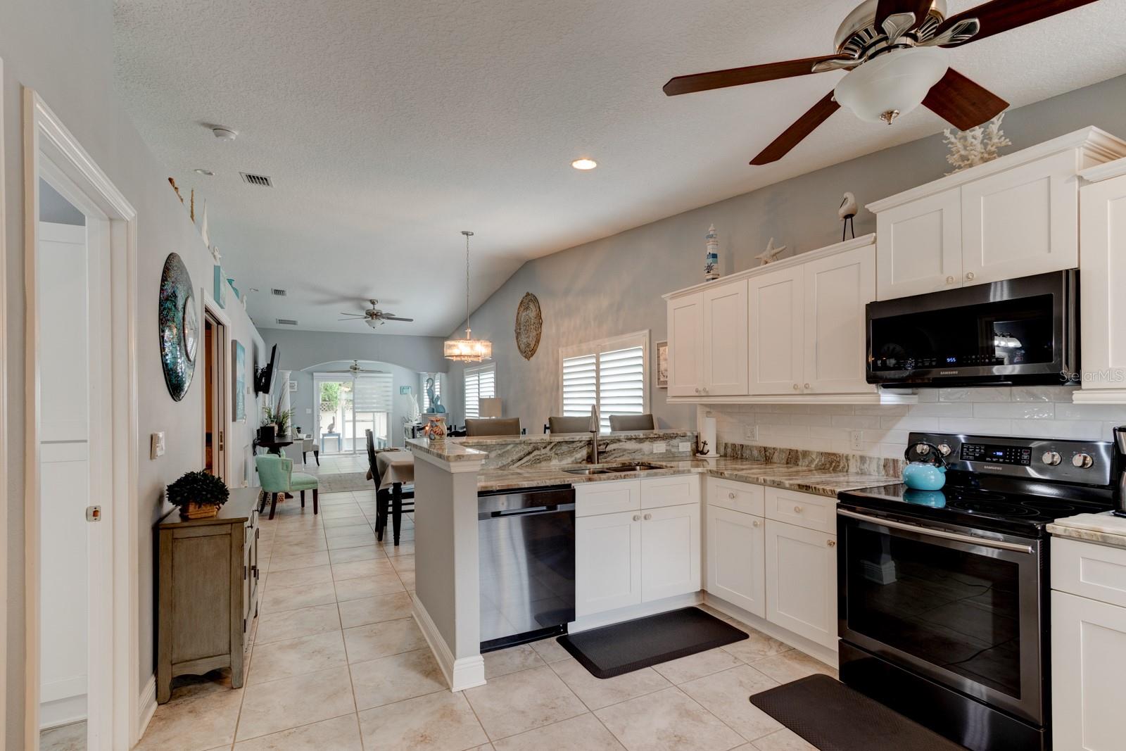 Image 10 of 25 For 2213 Hawks Cove Circle