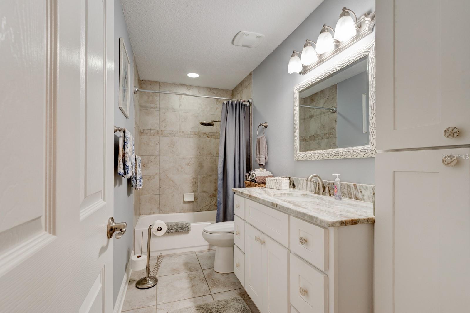 Image 17 of 25 For 2213 Hawks Cove Circle