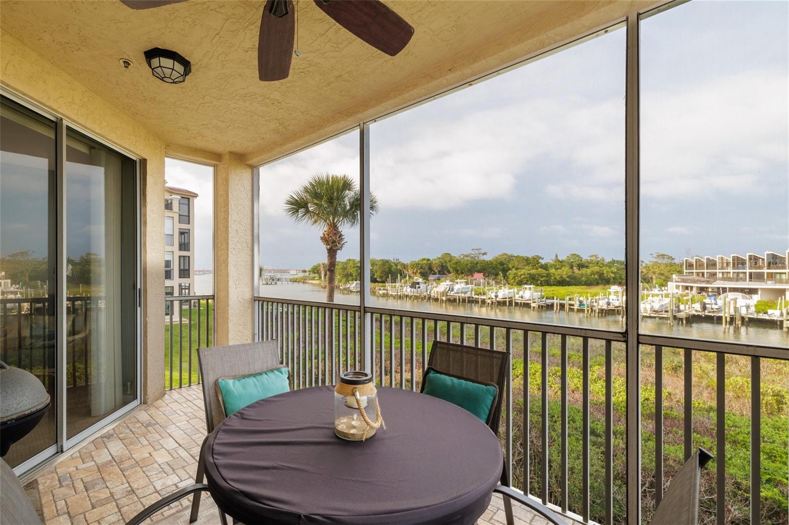 Image 4 of 45 For 434 Bouchelle Drive 203