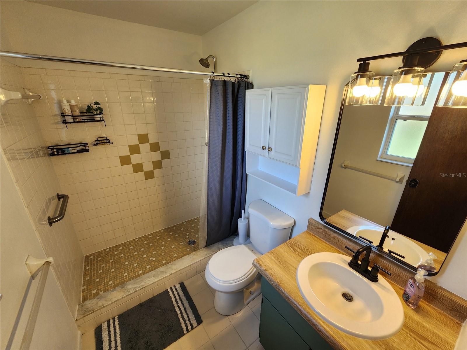 Image 13 of 13 For 2827 Royal Palm Drive