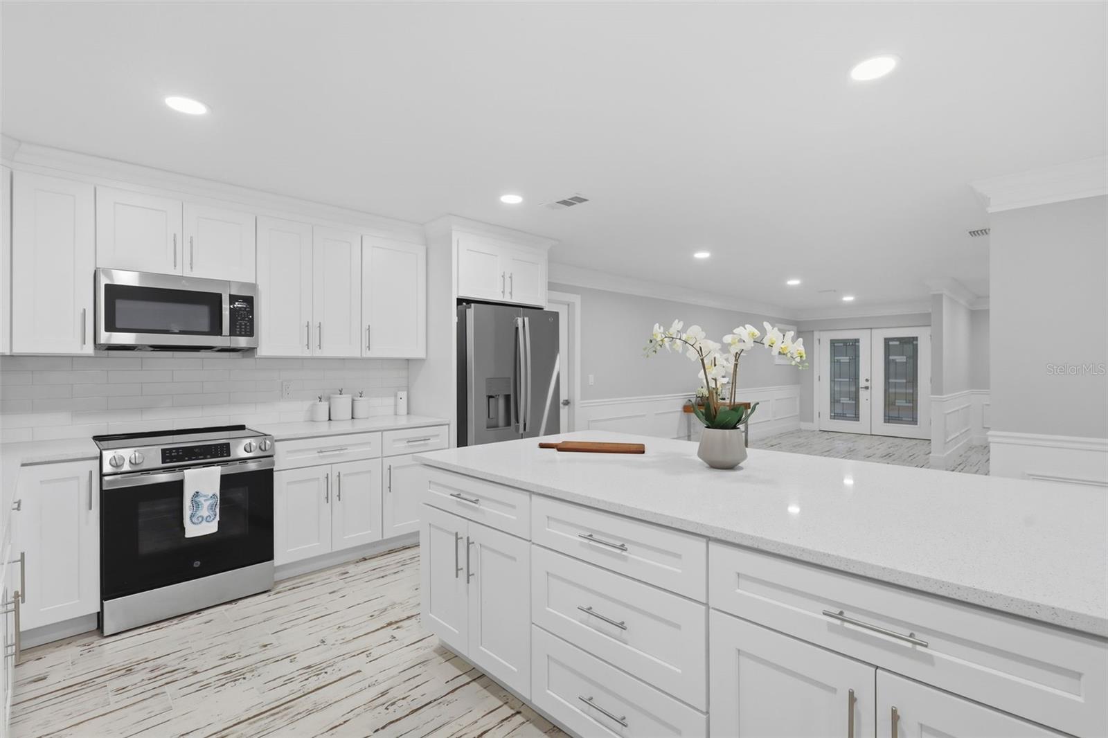 Image 14 of 51 For 555 Wildwood Drive