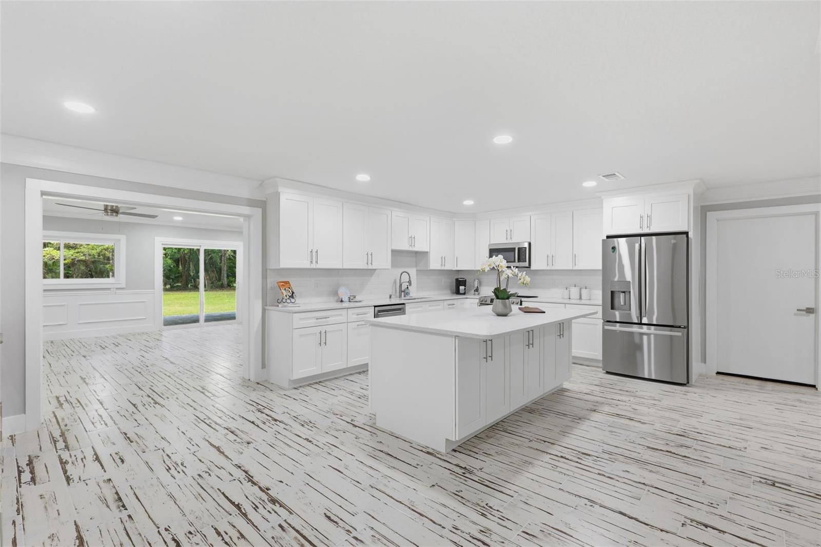 Image 19 of 51 For 555 Wildwood Drive
