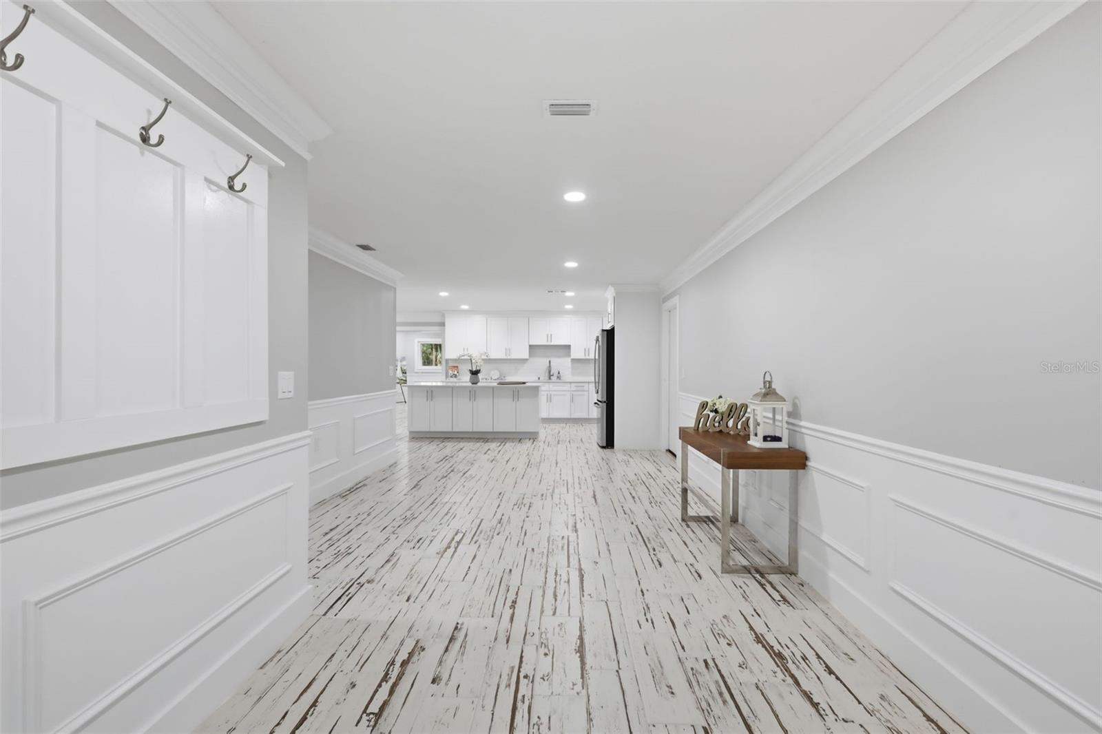 Image 9 of 51 For 555 Wildwood Drive