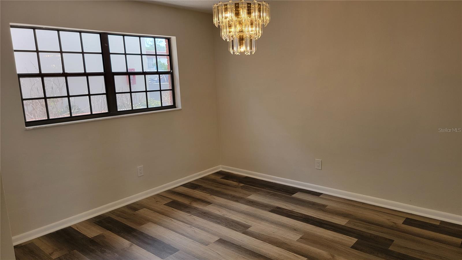 Image 4 of 7 For 625 Halifax Avenue 23