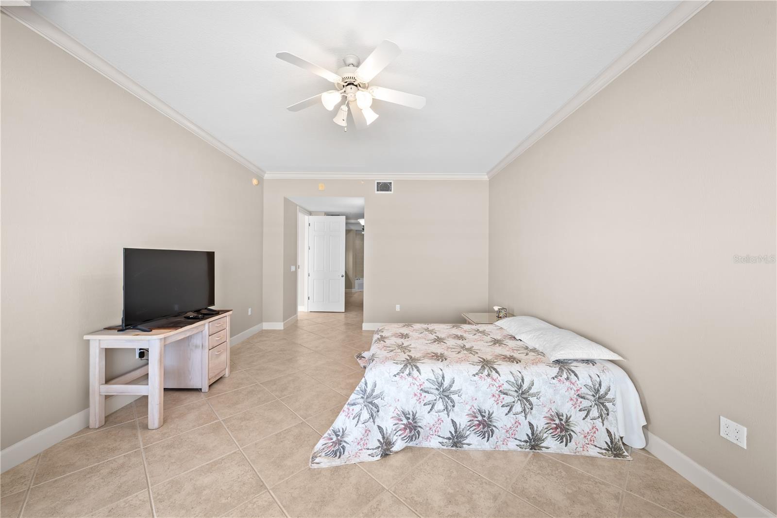 Image 62 of 100 For 2855 Atlantic Avenue 201