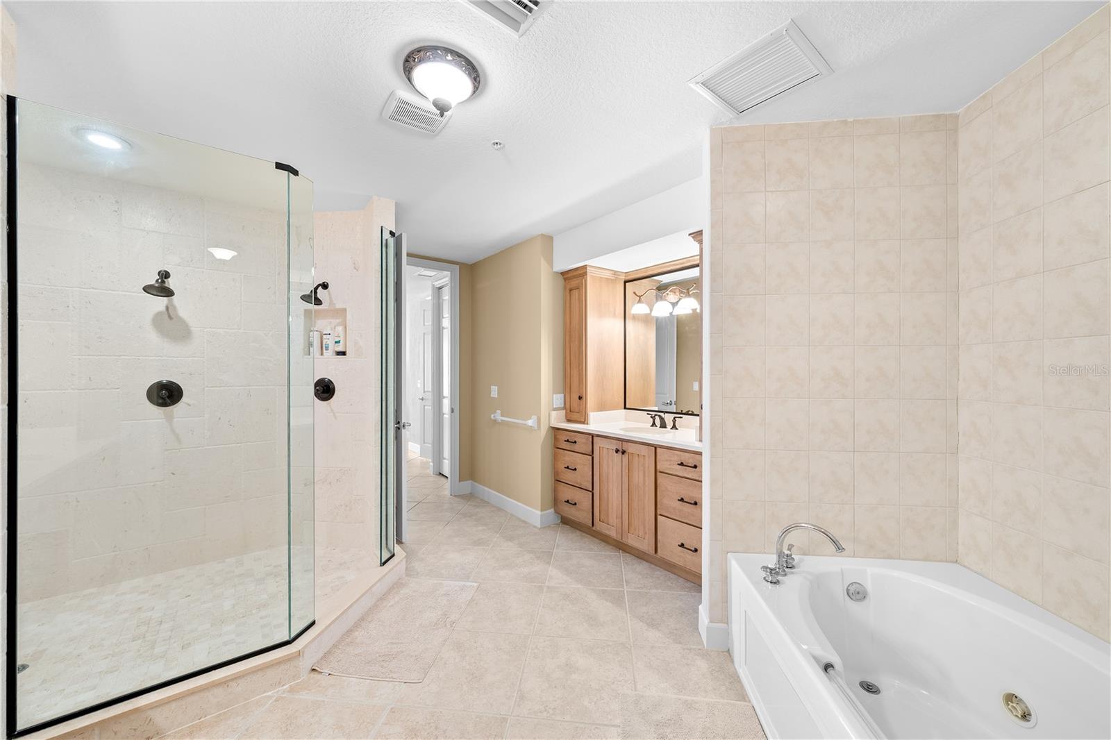 Image 71 of 100 For 2855 Atlantic Avenue 201