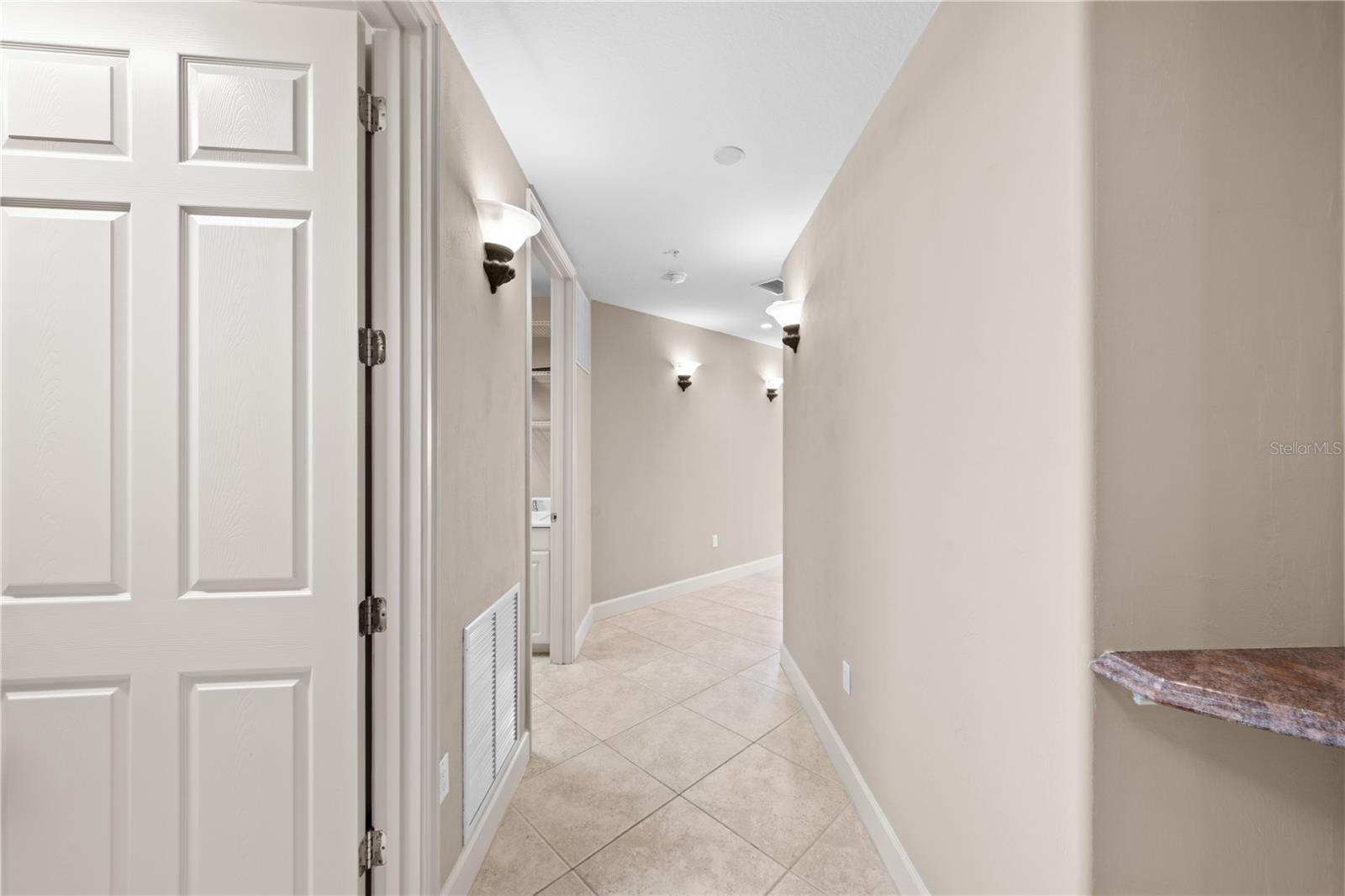 Image 8 of 100 For 2855 Atlantic Avenue 201