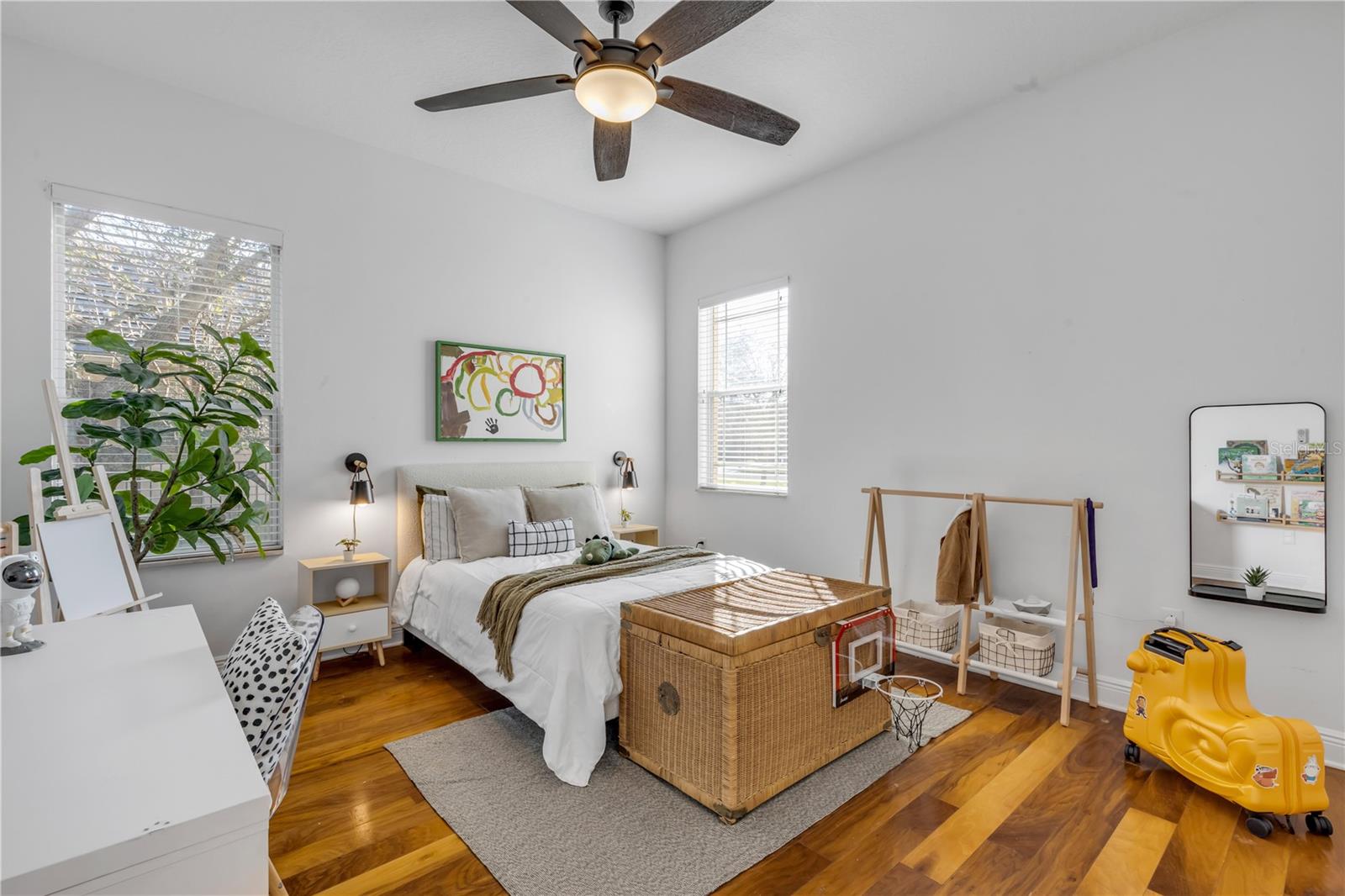 Listing photo id 9 for 3021 Isola Bella Boulevard