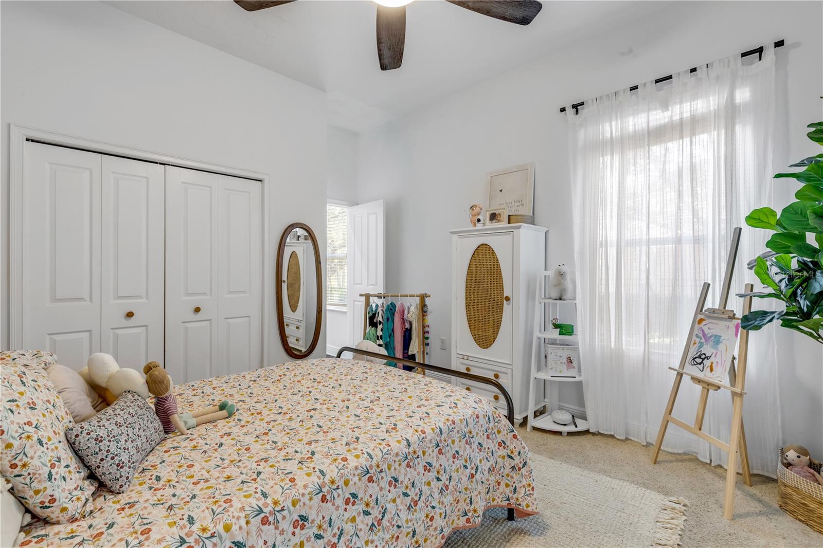 Listing photo id 12 for 3021 Isola Bella Boulevard