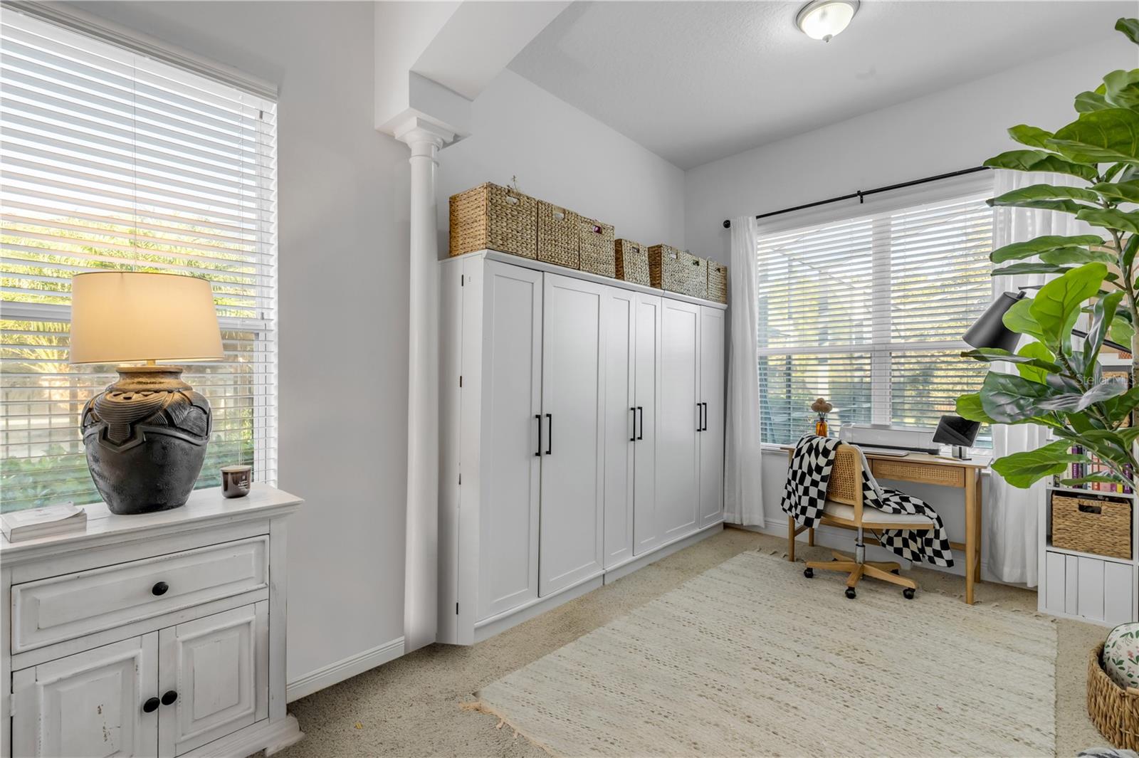 Listing photo id 18 for 3021 Isola Bella Boulevard