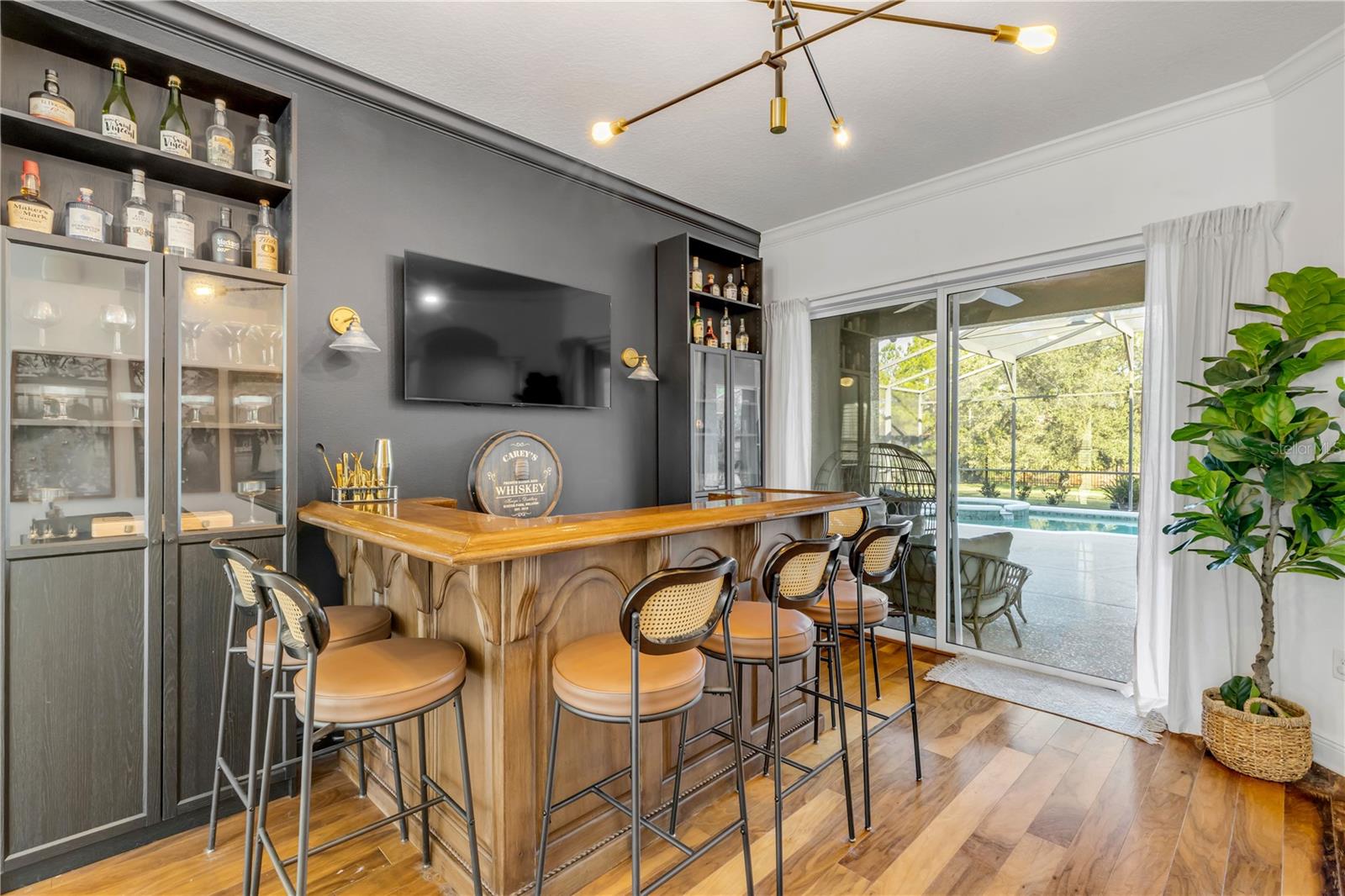 Listing photo id 31 for 3021 Isola Bella Boulevard