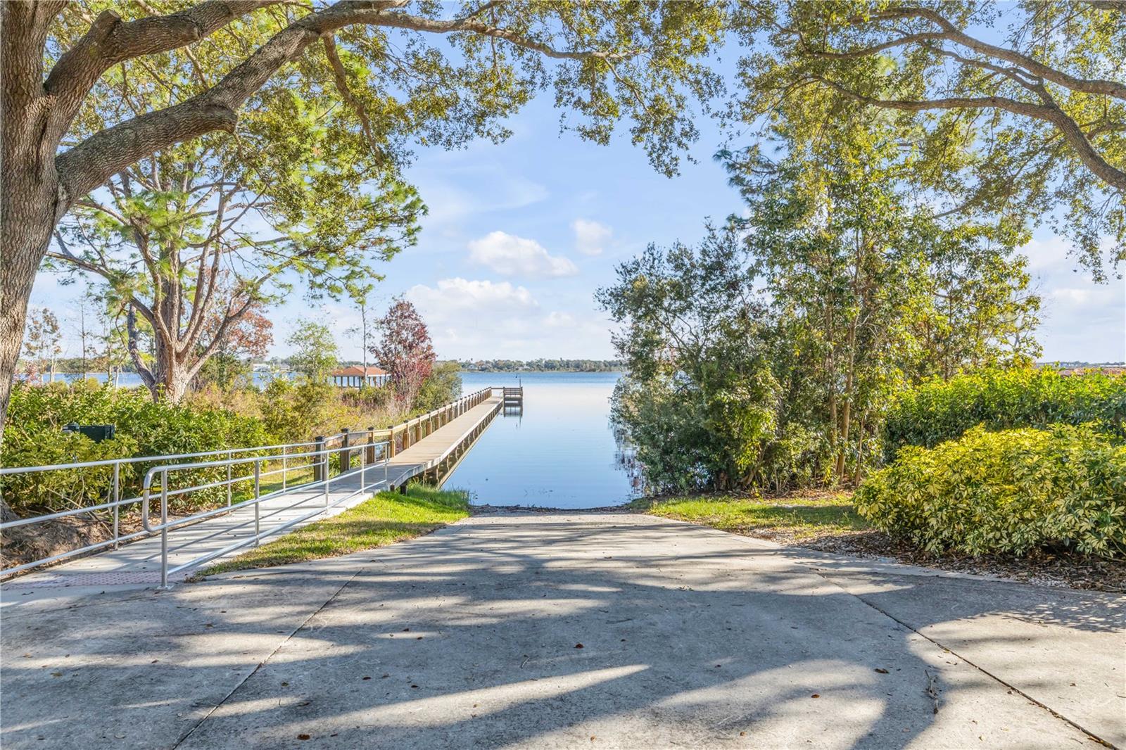 Listing photo id 86 for 3021 Isola Bella Boulevard