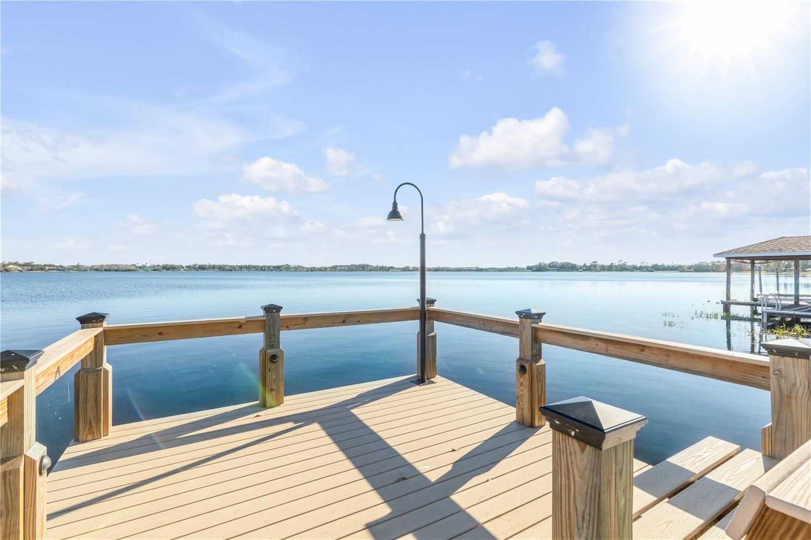 Listing photo id 90 for 3021 Isola Bella Boulevard