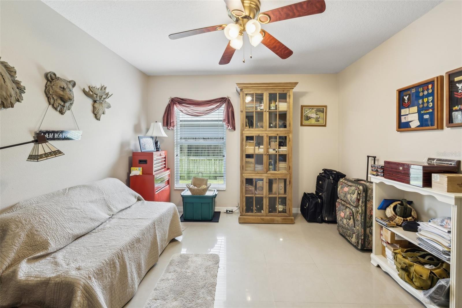 Listing photo id 24 for 2835 Laurel Leaf Drive