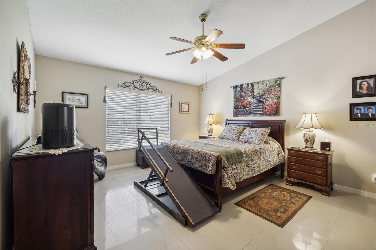 Listing photo id 26 for 2835 Laurel Leaf Drive