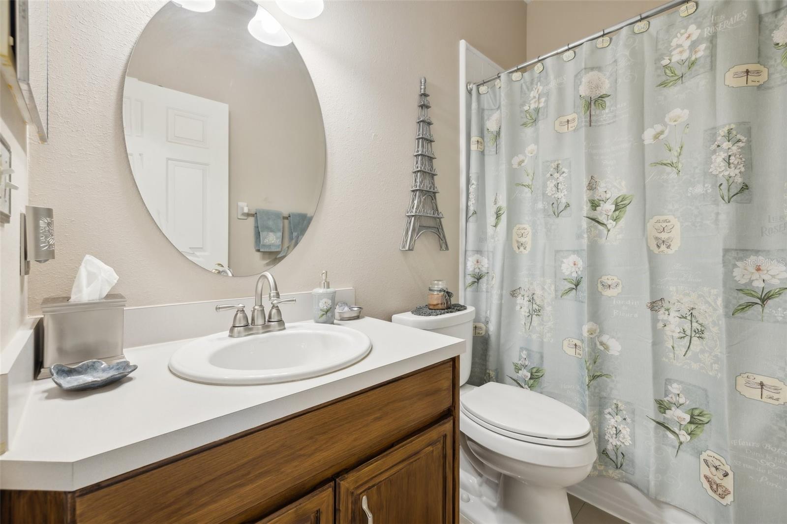 Listing photo id 44 for 2835 Laurel Leaf Drive