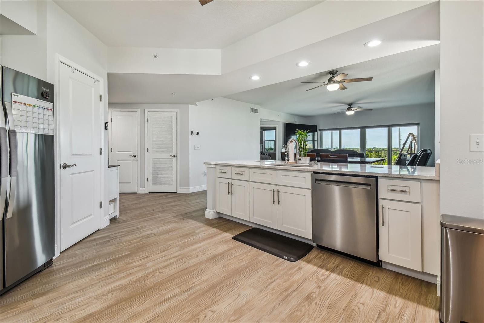 Listing photo id 30 for 960 Starkey Road 7506