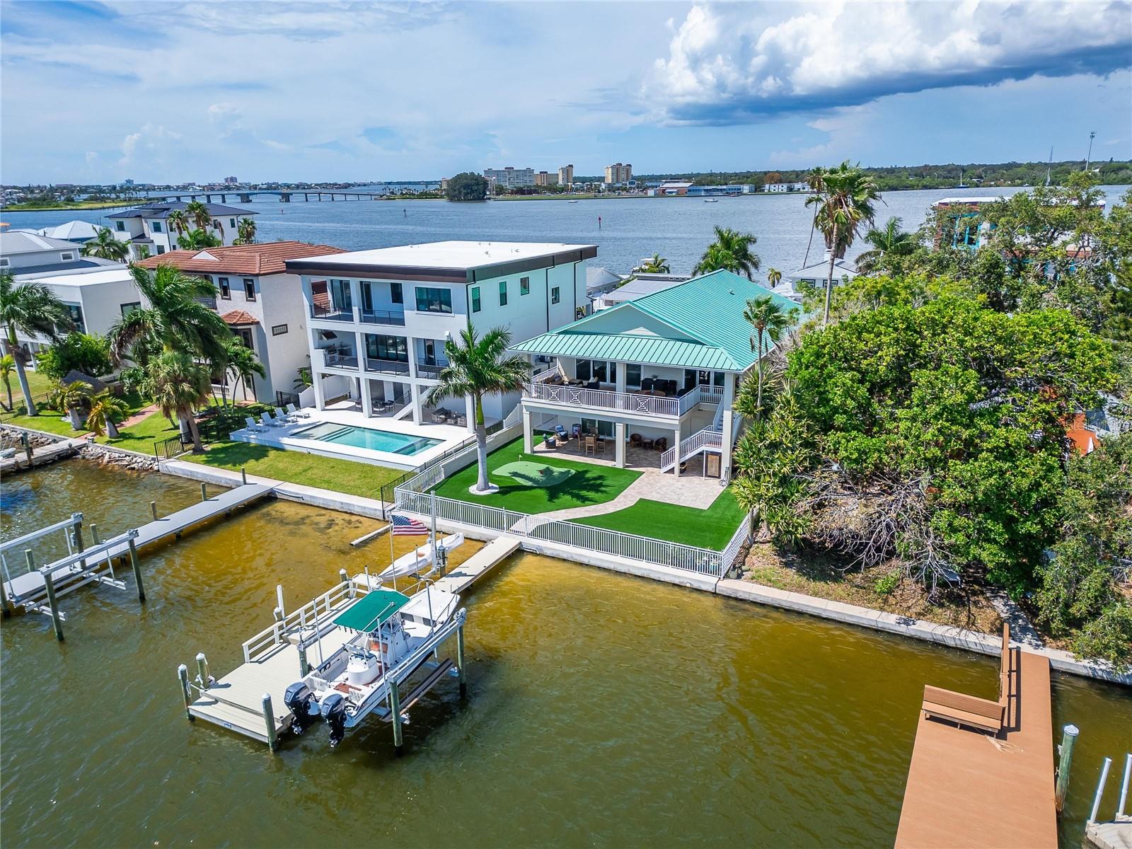 Listing photo id 61 for 833 Bay Point Drive