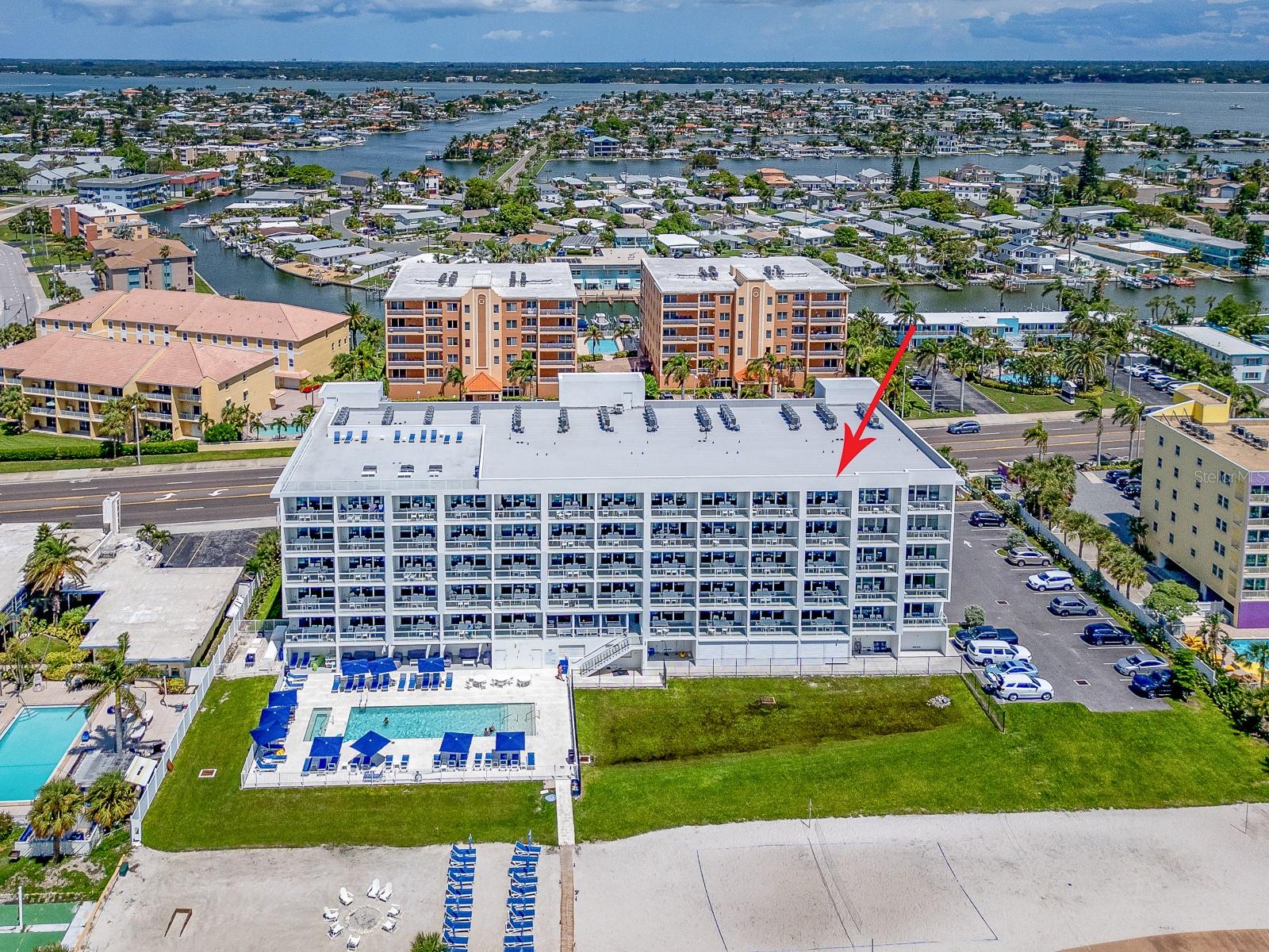 Listing photo id 42 for 11500 Gulf Boulevard 603