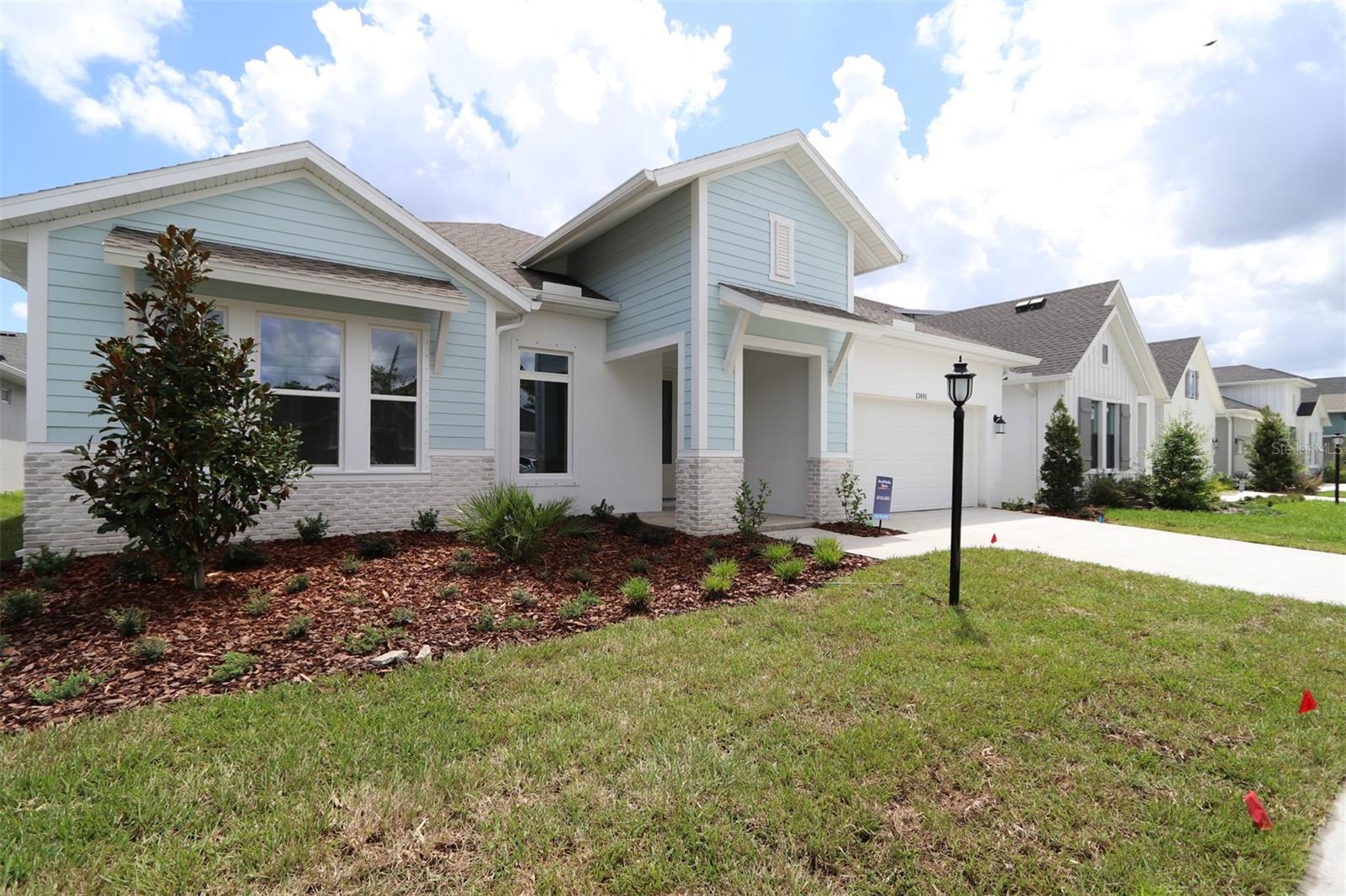 Listing photo id 1 for 13491 Bergamont Circle