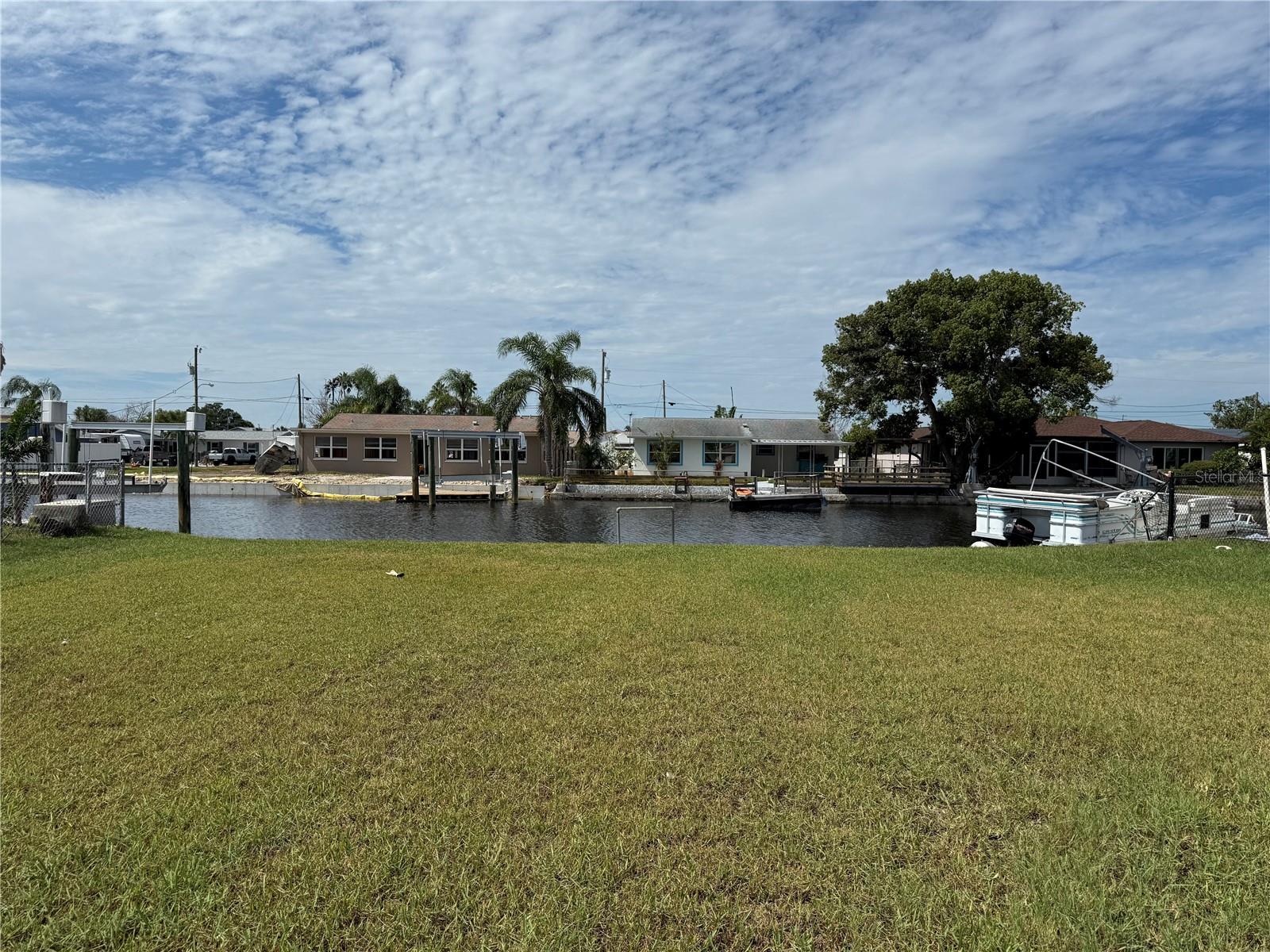 Details for  Leslie  , HUDSON, FL 34667