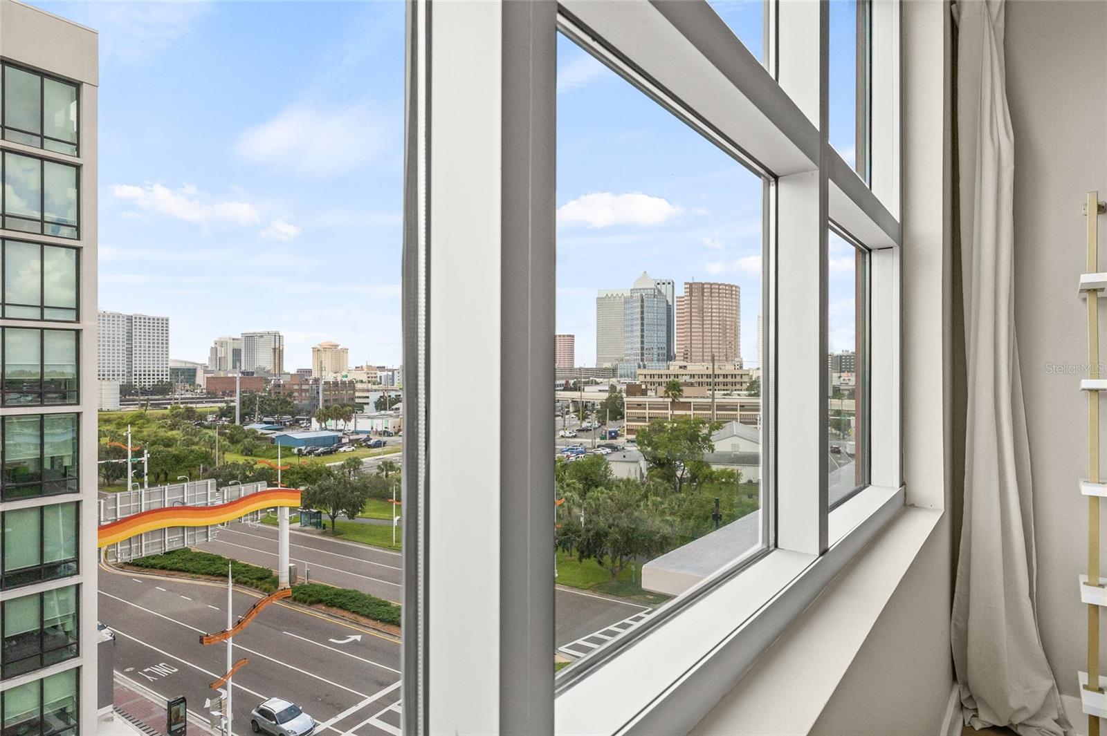 Listing photo id 2 for 1120 Kennedy Boulevard 734