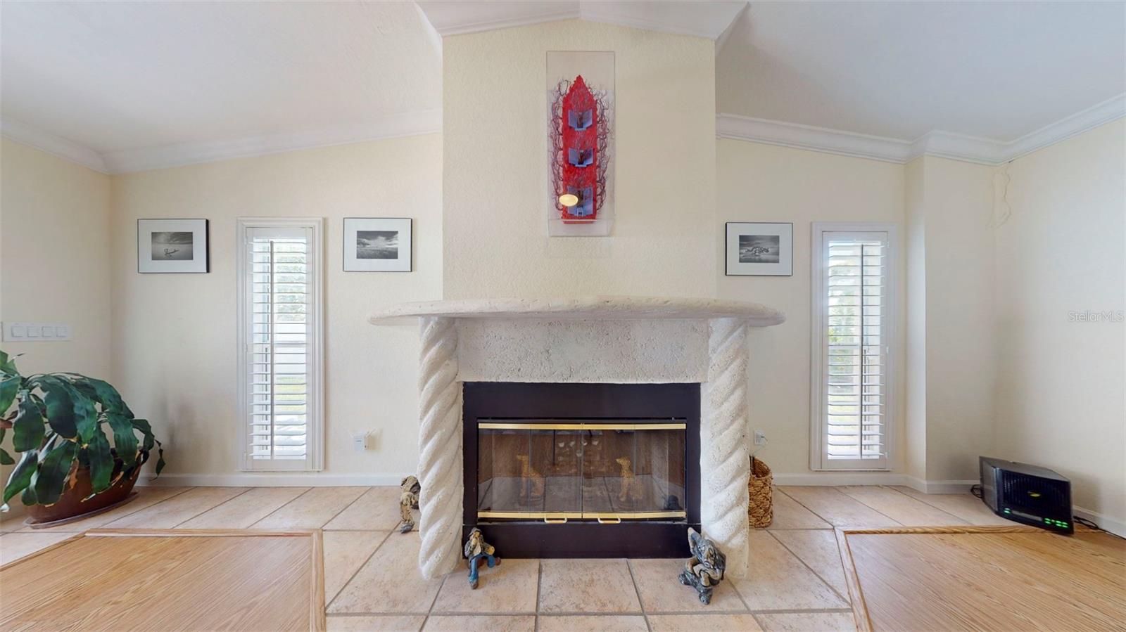 Image 34 of 44 For 411 Harbor View Lane