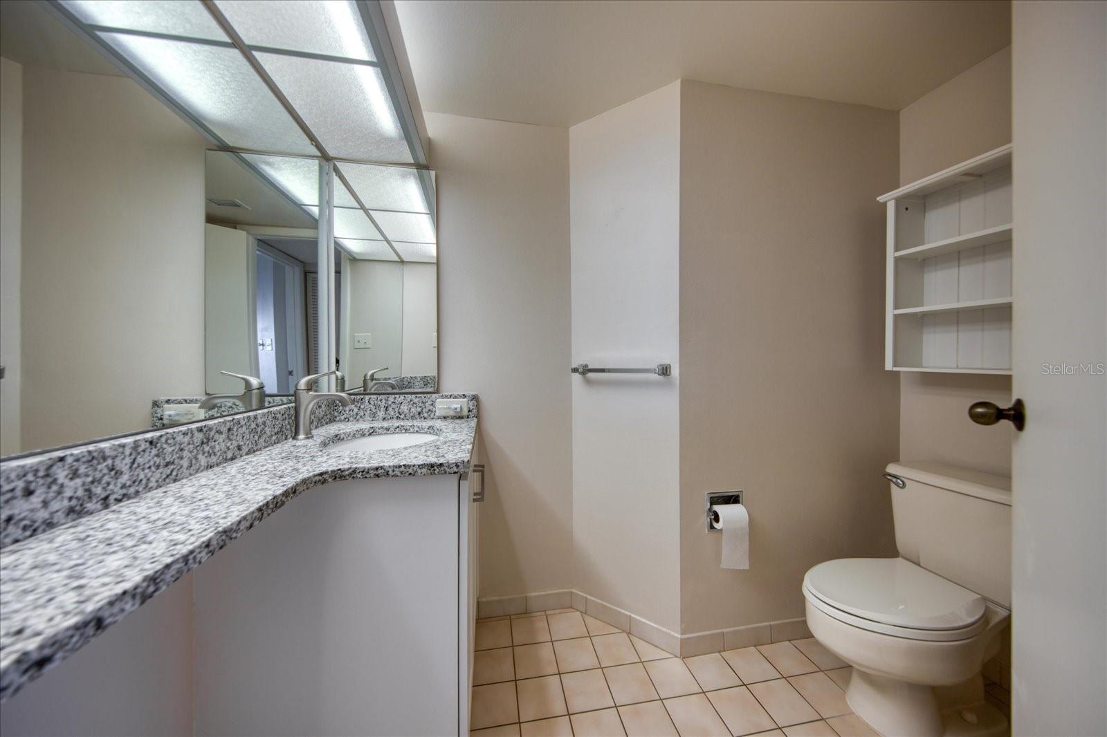 Listing photo id 10 for 1340 Gulf Boulevard 19e