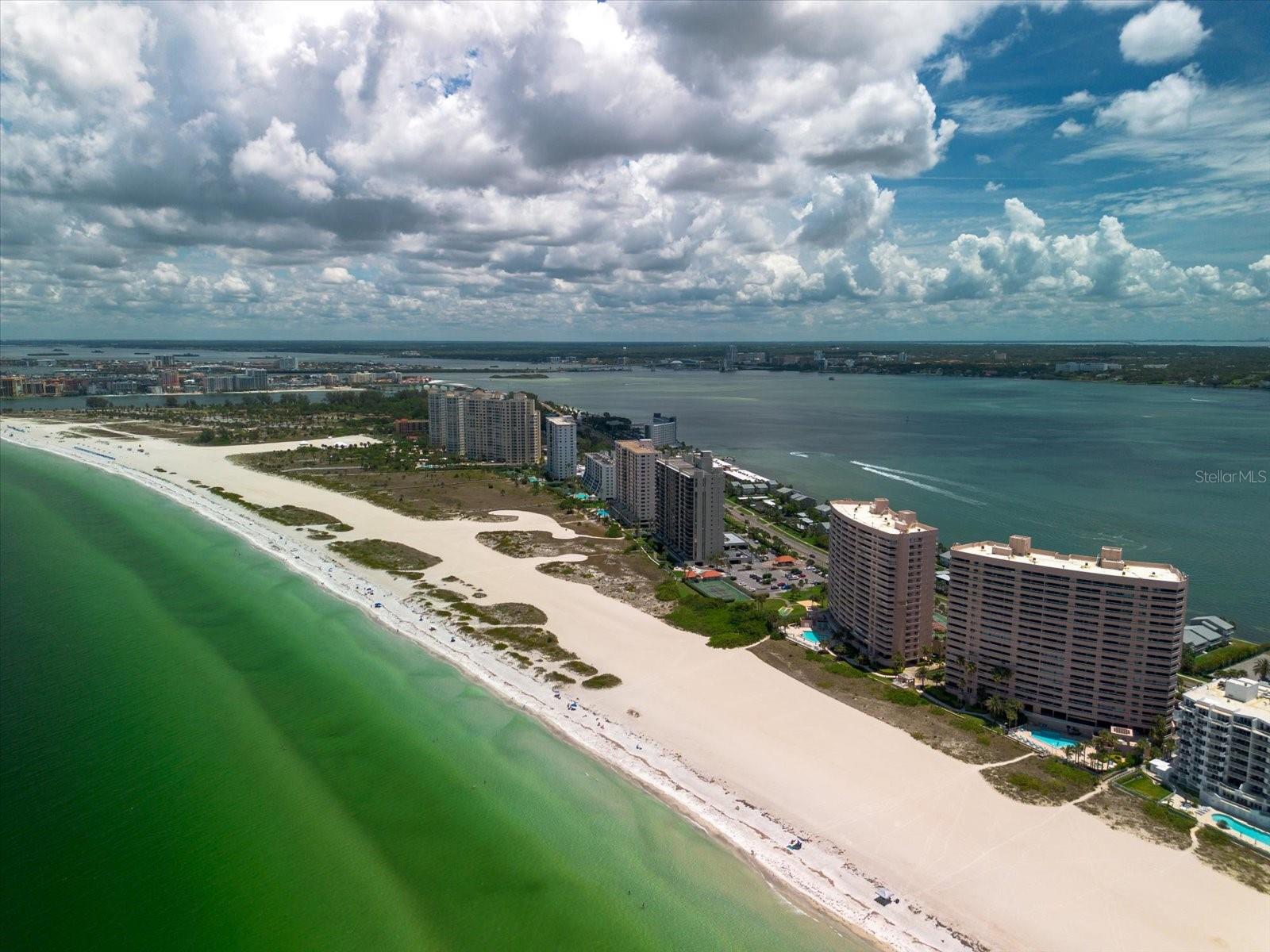 Listing photo id 27 for 1340 Gulf Boulevard 19e