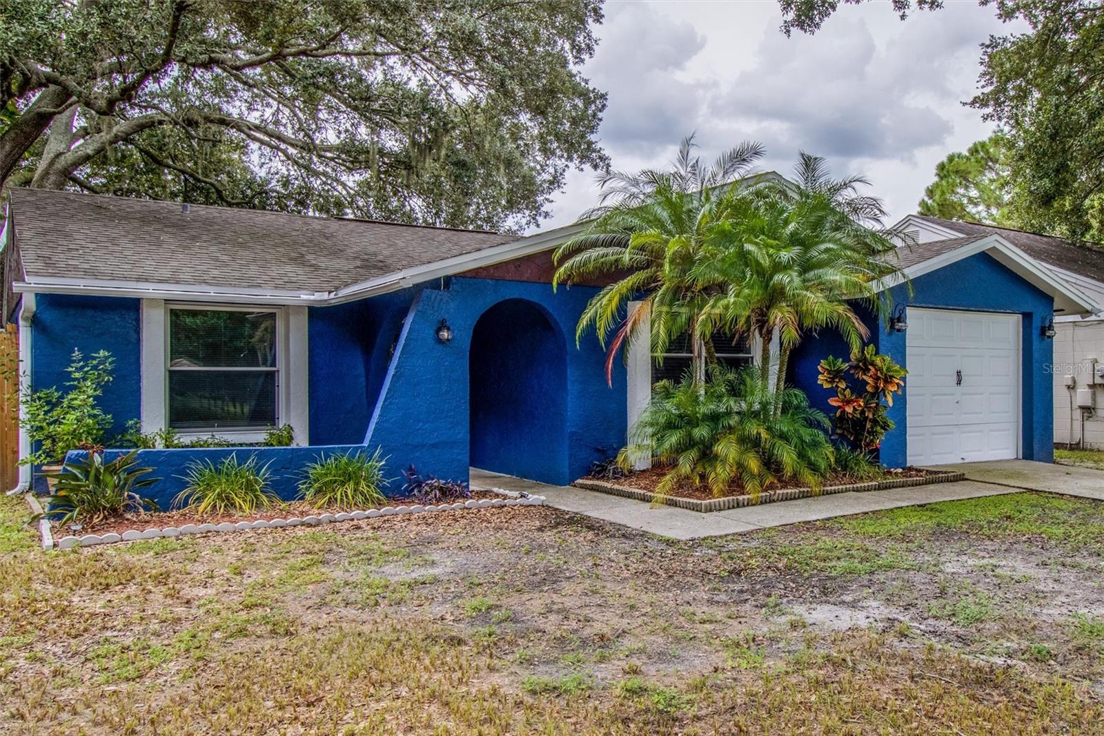 Details for 3303 Russett Drive, TAMPA, FL 33618