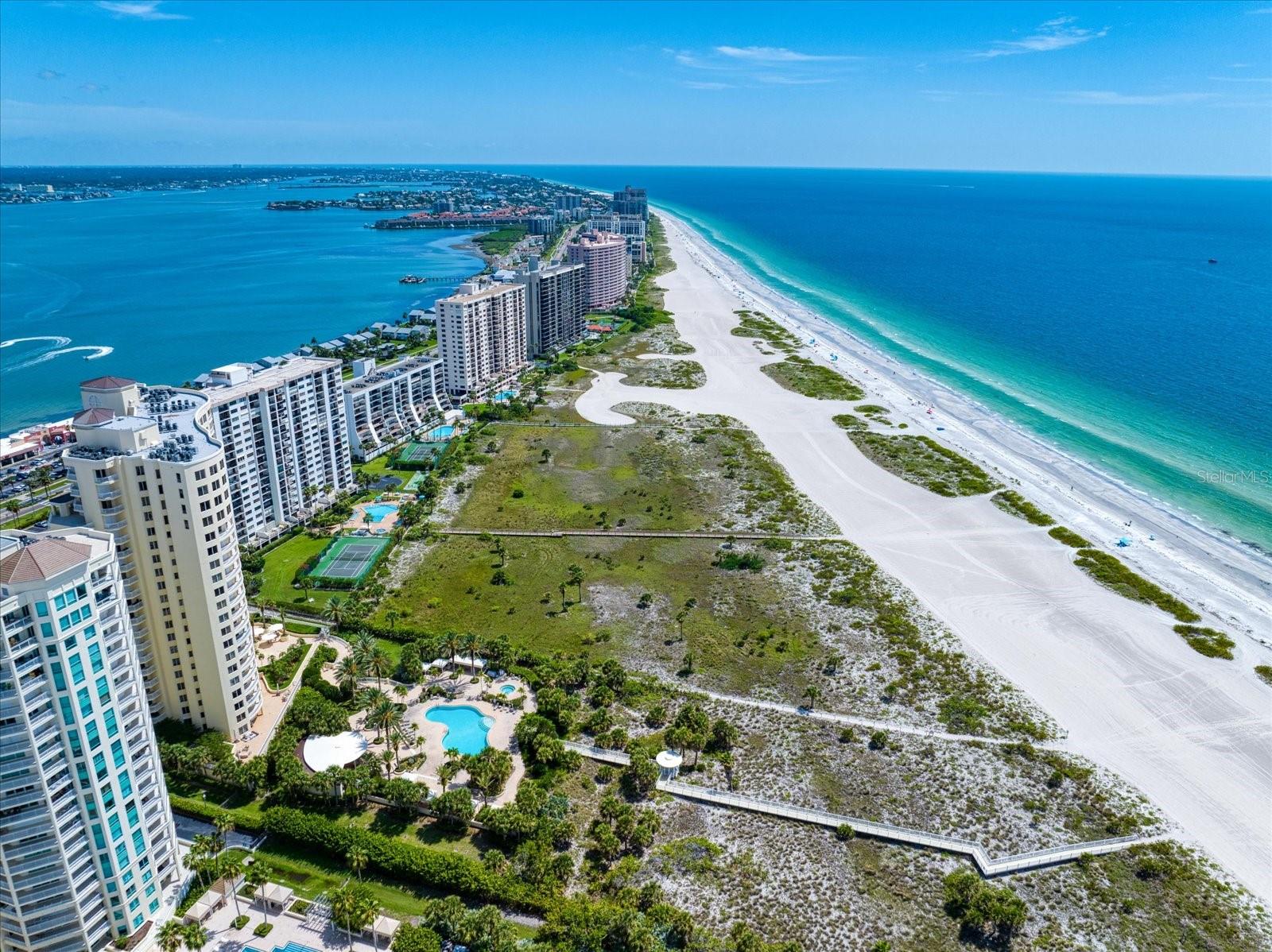 Listing photo id 90 for 1200 Gulf Boulevard 105