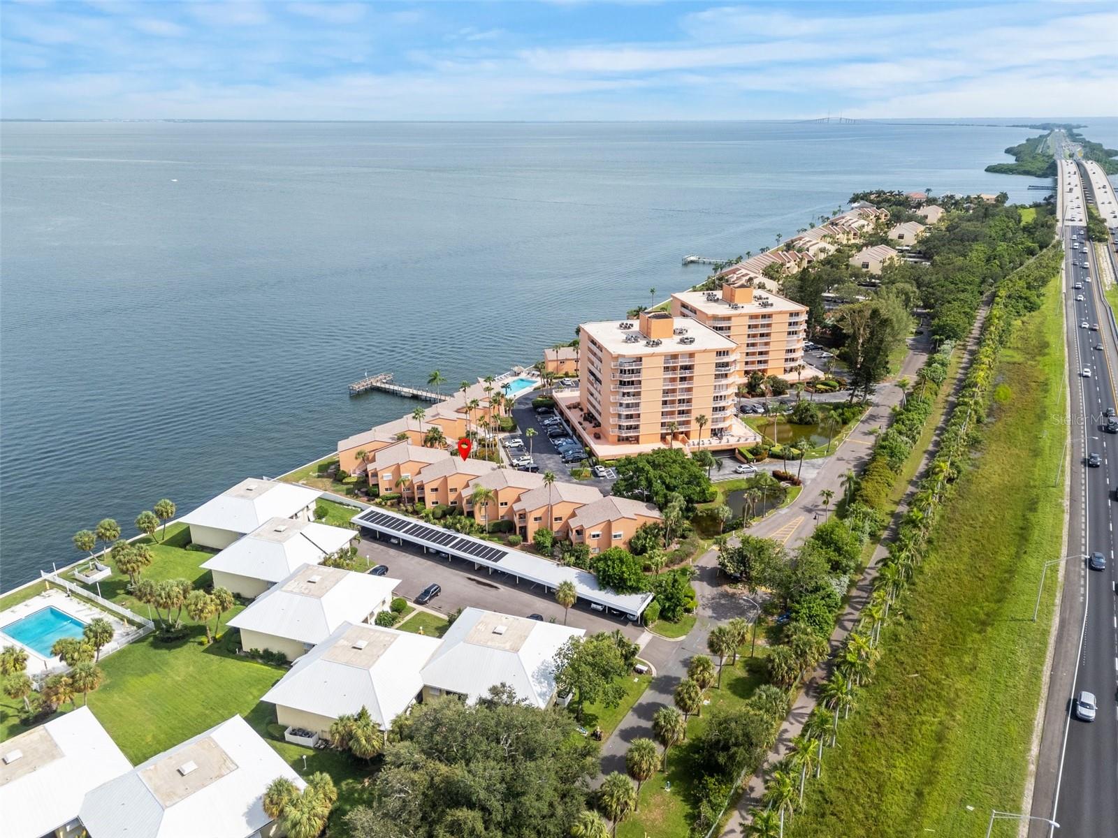 Listing photo id 0 for 7400 Sunshine Skyway Lane S 106