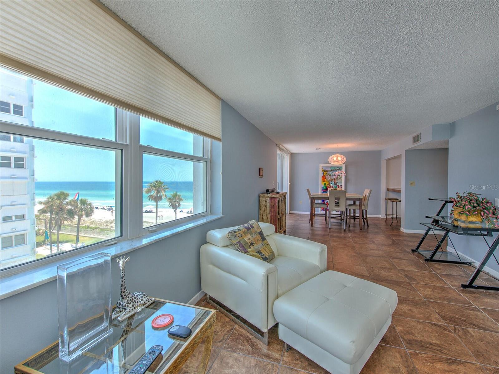 Image 31 of 61 For 17408 Gulf Boulevard 403