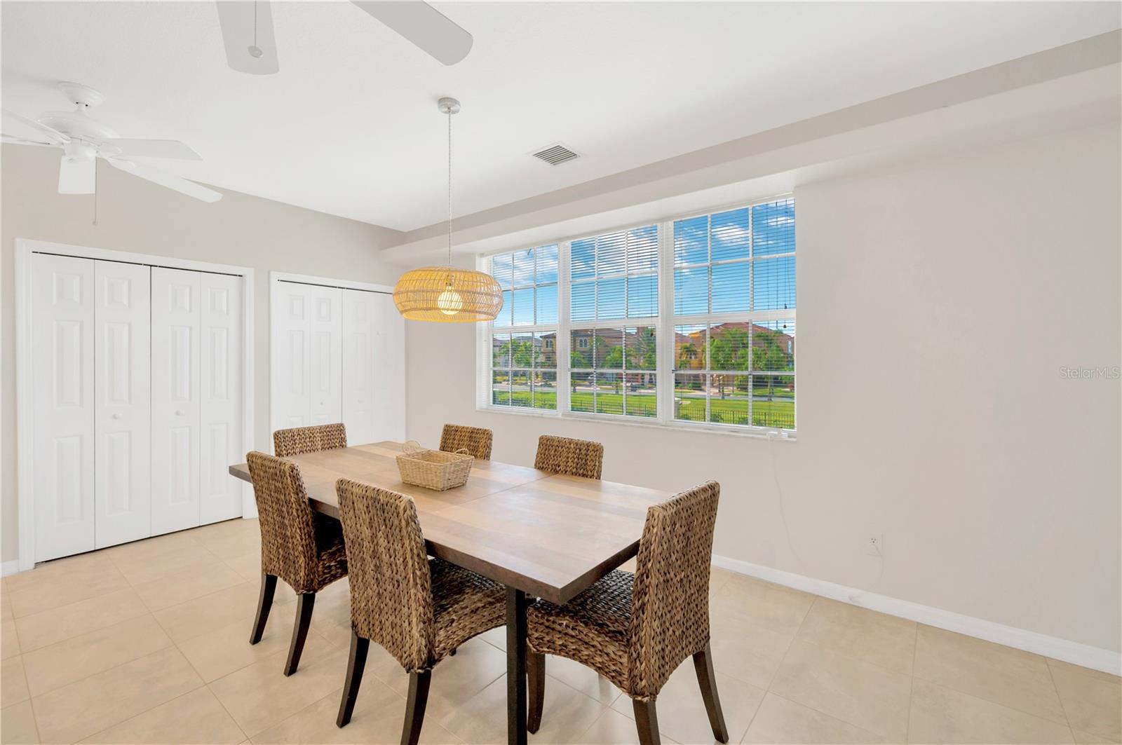 Listing photo id 9 for 6419 Marbella Boulevard