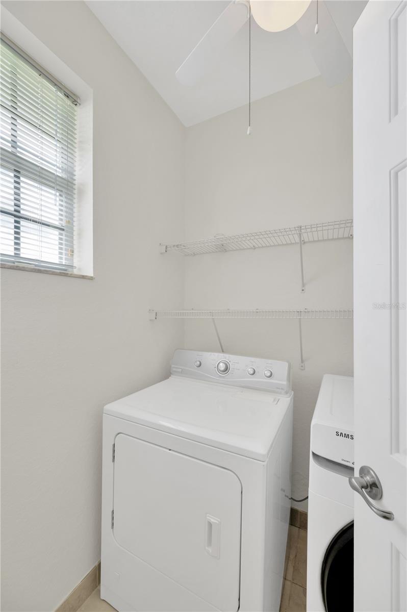 Listing photo id 24 for 6419 Marbella Boulevard