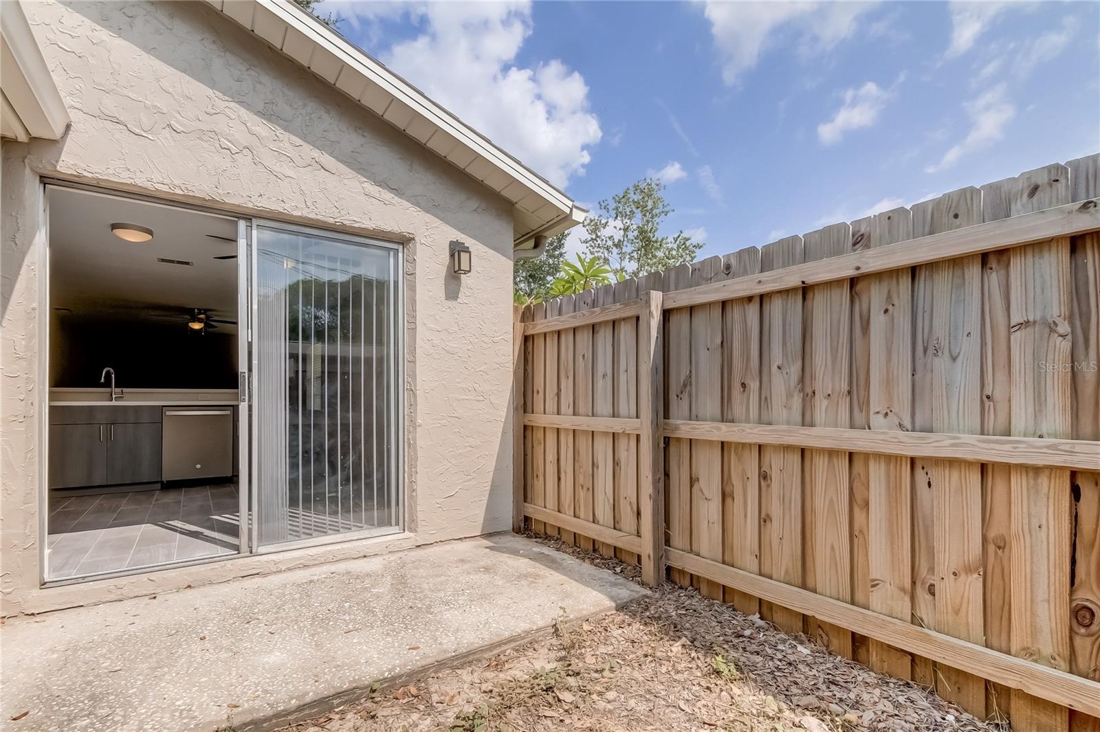 Listing photo id 21 for 2761 Cypress Drive