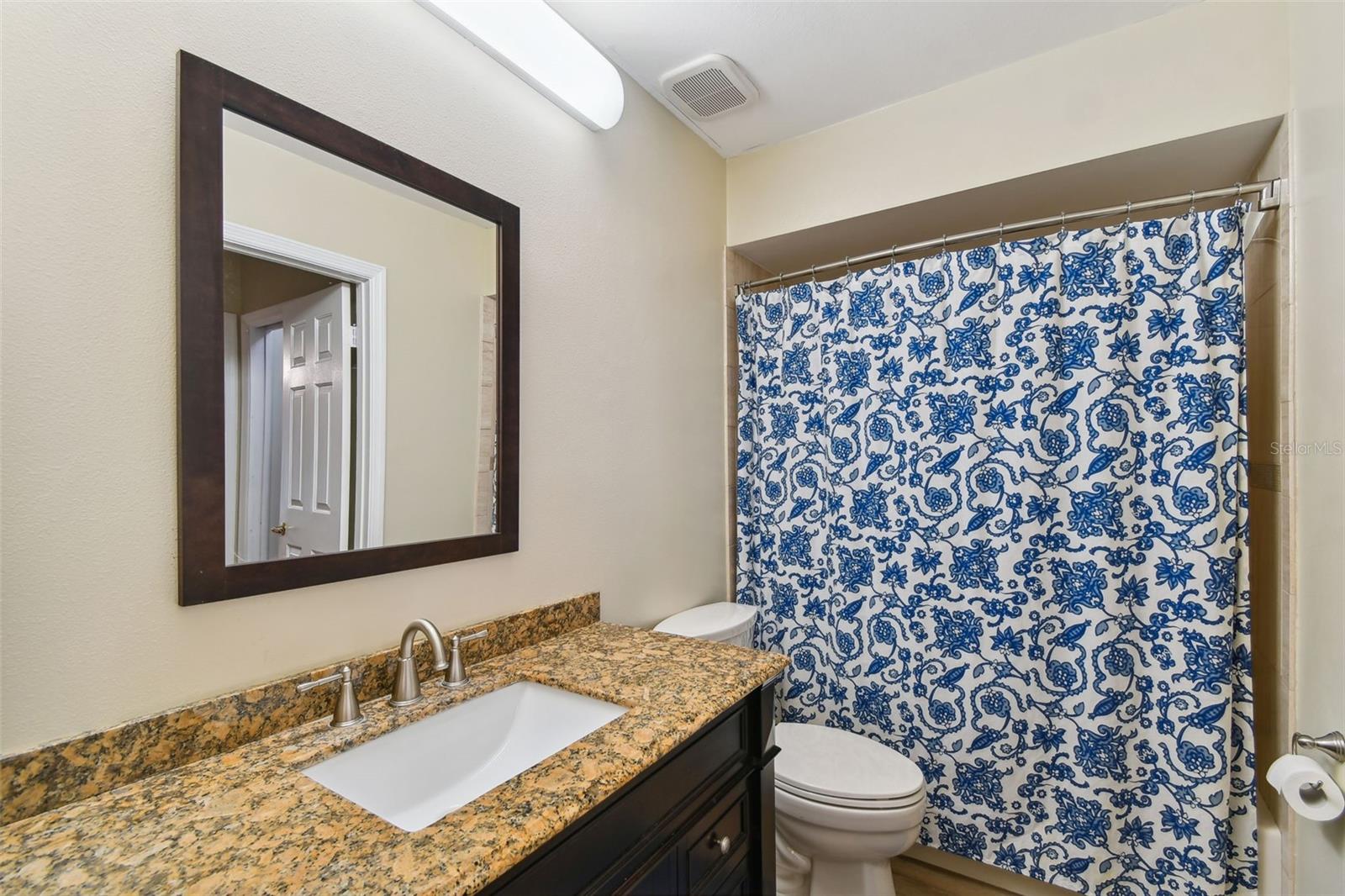 Listing photo id 24 for 5032 Cypress Trace Drive