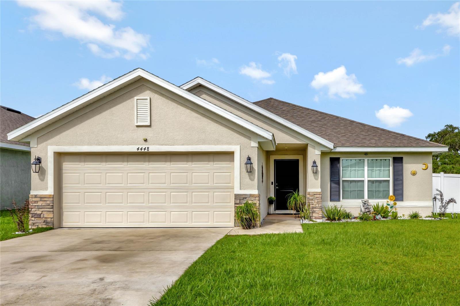 Listing photo id 26 for 4448 2nd Court