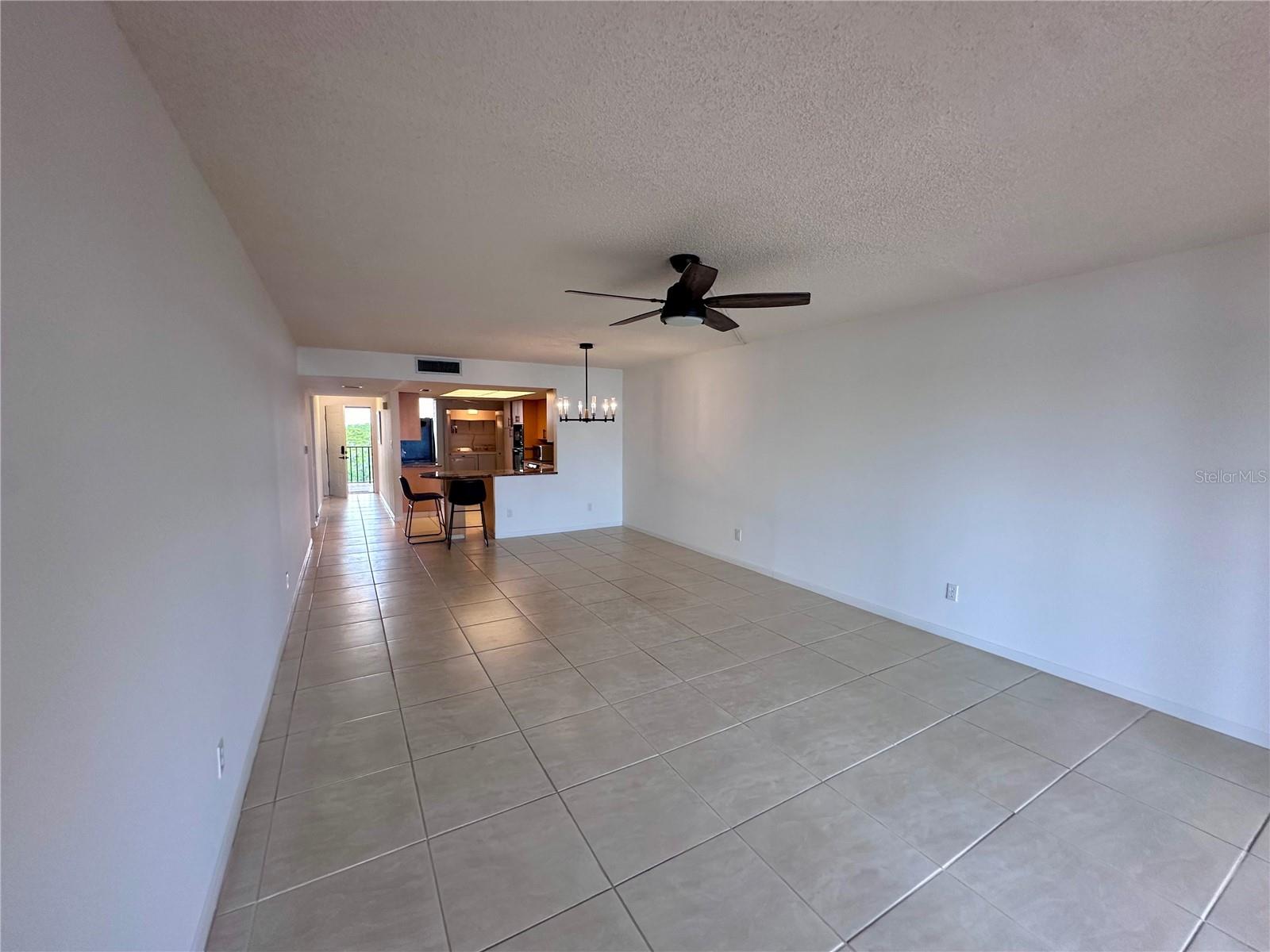 Image 14 of 65 For 7037 Sunset Drive S 602