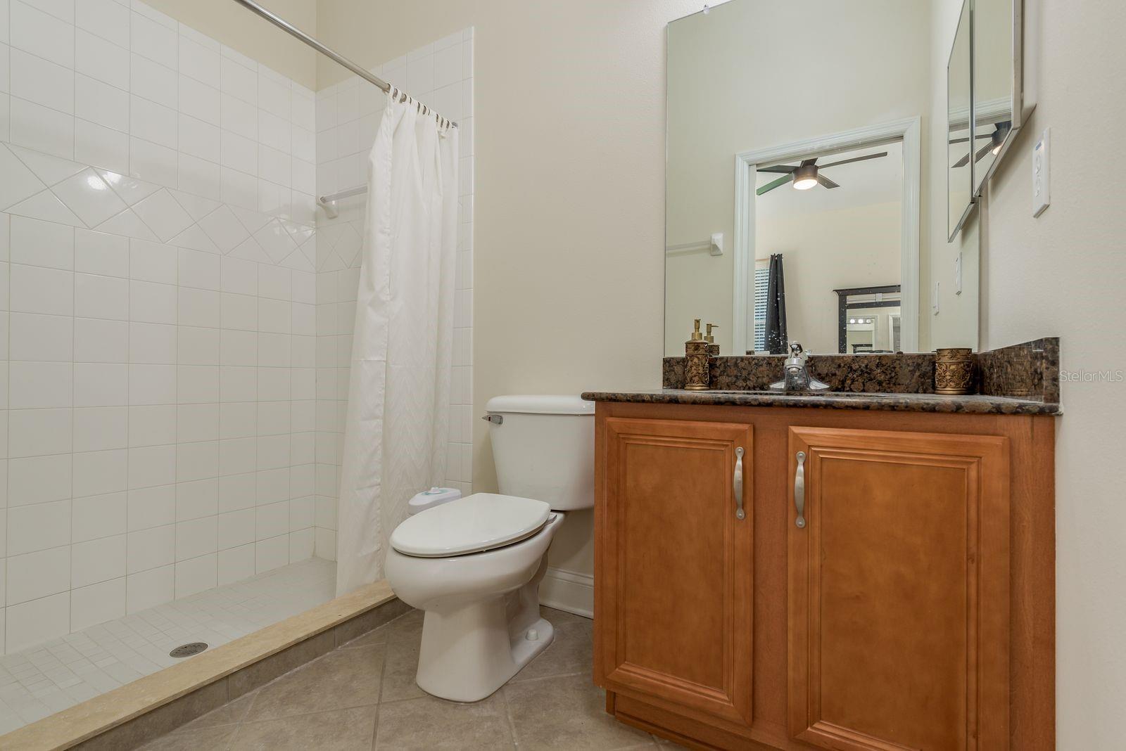 Listing photo id 26 for 16637 Ashton Green Drive