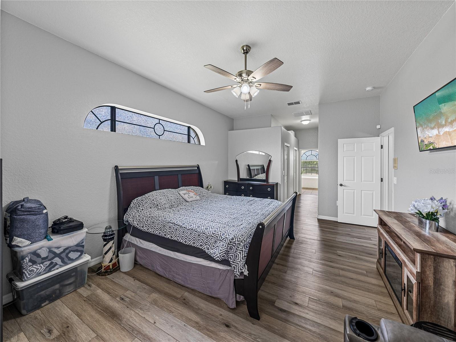 Listing photo id 27 for 11543 Pine Hollow Way