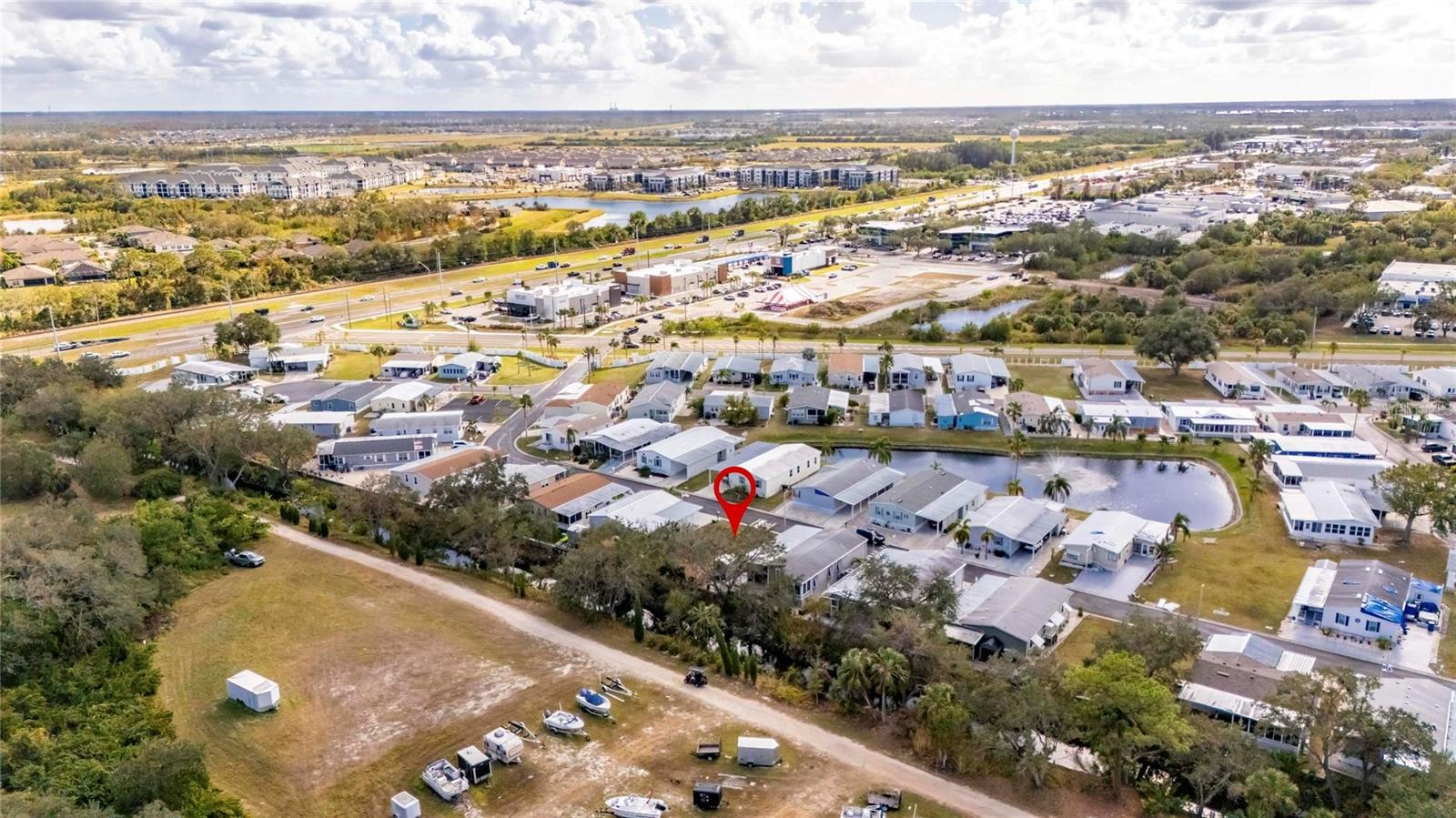 Listing photo id 4 for 223 Saint George Circle