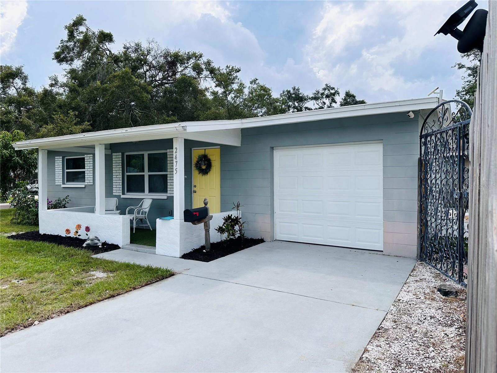 Details for 2475 47th Street S, SAINT PETERSBURG, FL 33711