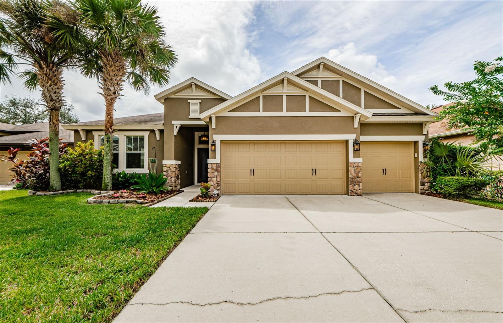 Details for 15622 Starling Water Drive, LITHIA, FL 33547