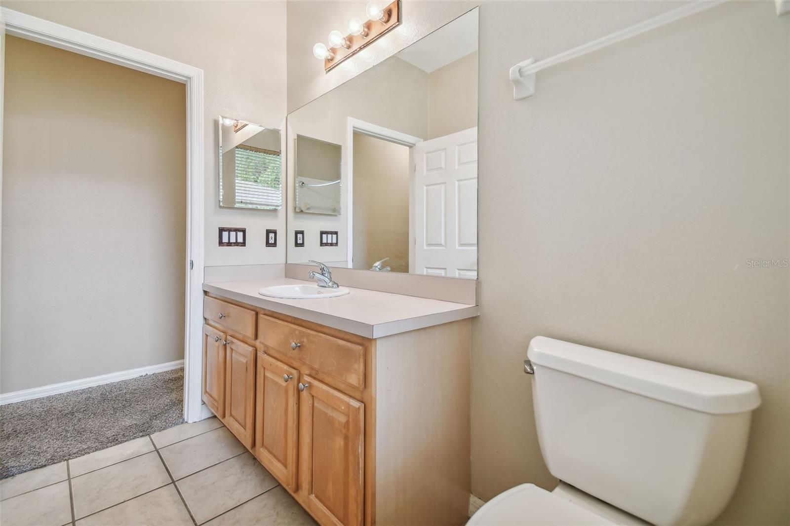 Listing photo id 28 for 1135 Wyndham Lakes Drive